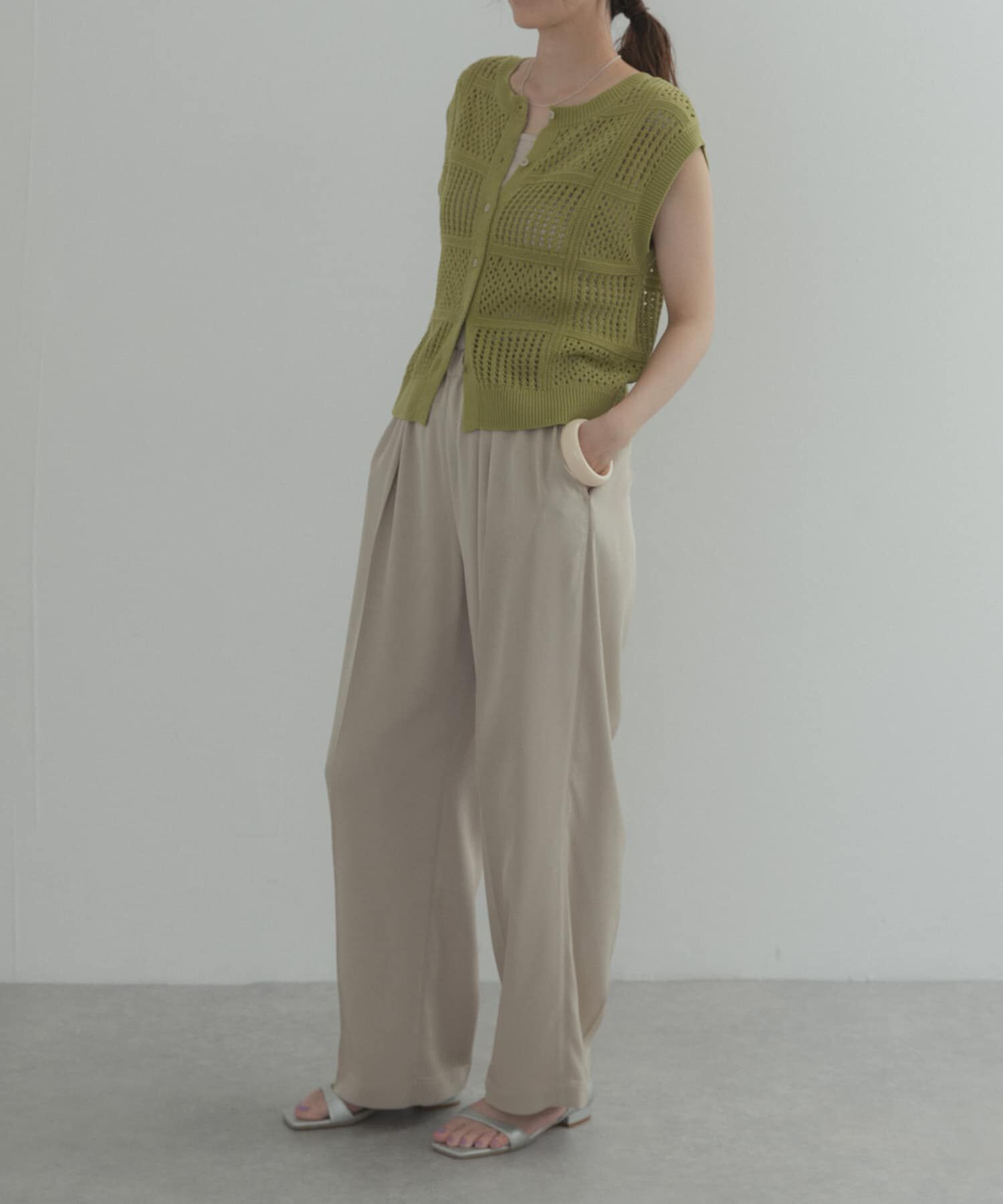 URBAN RESEARCH DOORS「『WEB限定』2WAYクロシェノースリーブニット」|ニット・セーター|