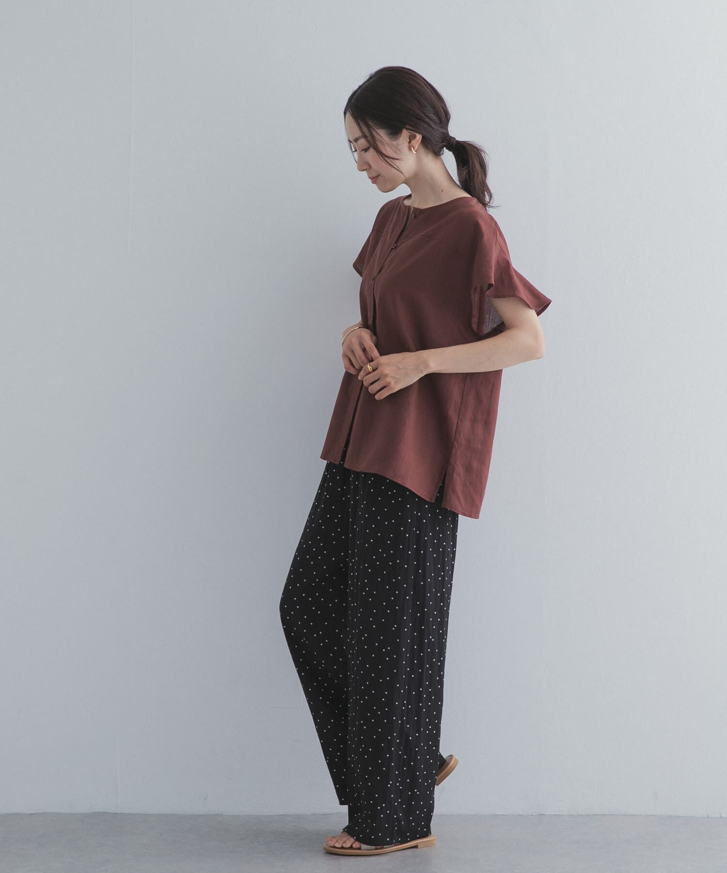 URBAN RESEARCH DOORS「バックフリルスリーブブラウス」|シャツ・ブラウス|