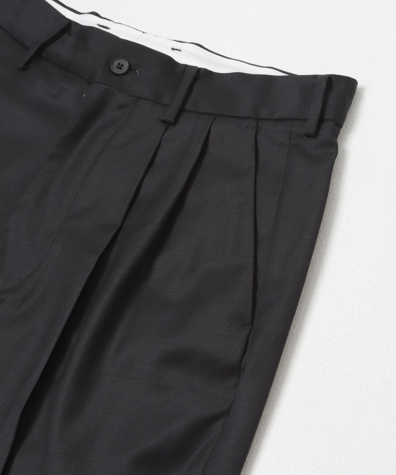 URBAN RESEARCH「new basic　WOOL SILK TAPERED SLACKS」|その他|