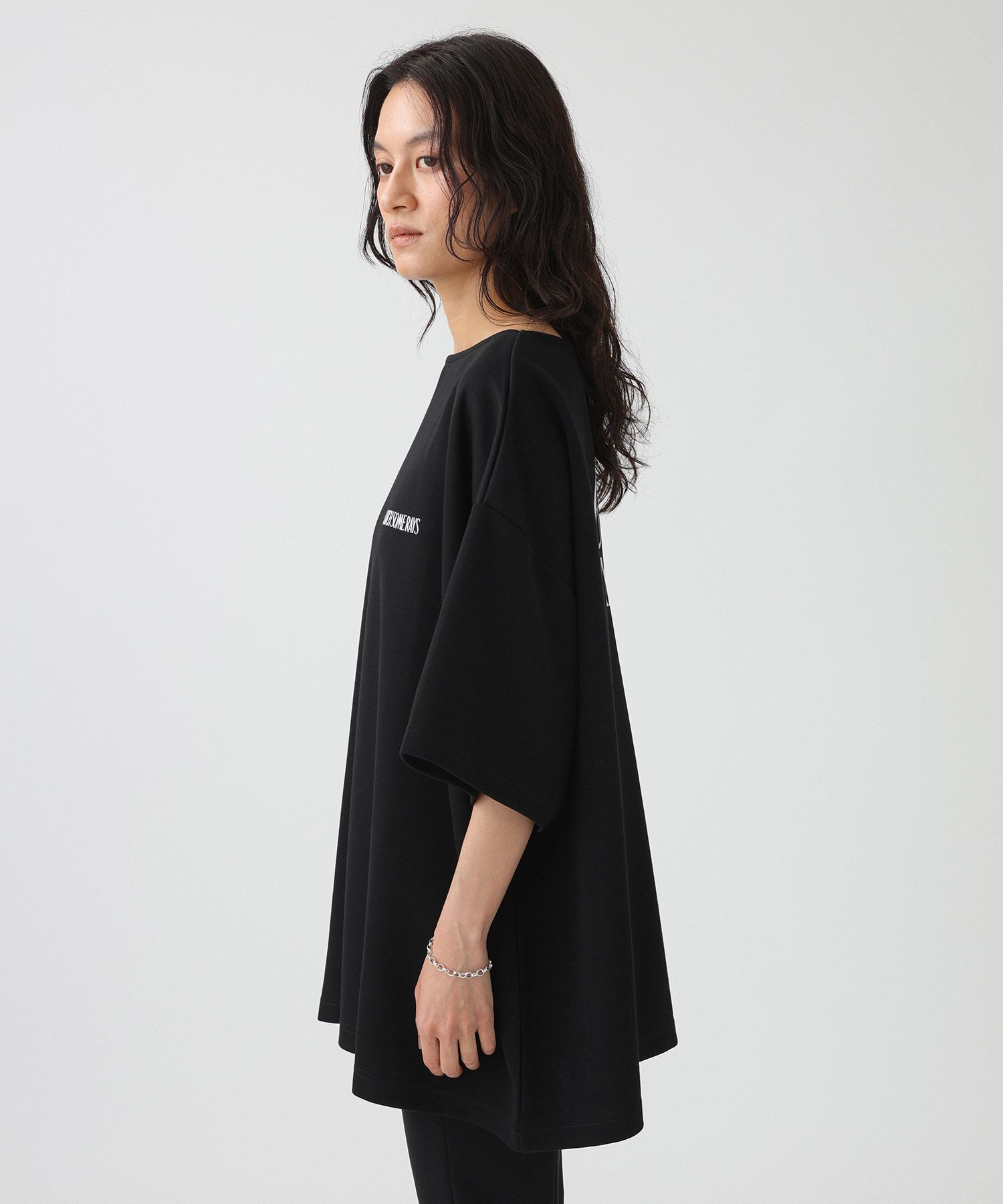  「【SHE is-.】＜別注＞バックプリントT」|Tシャツ・カットソー|