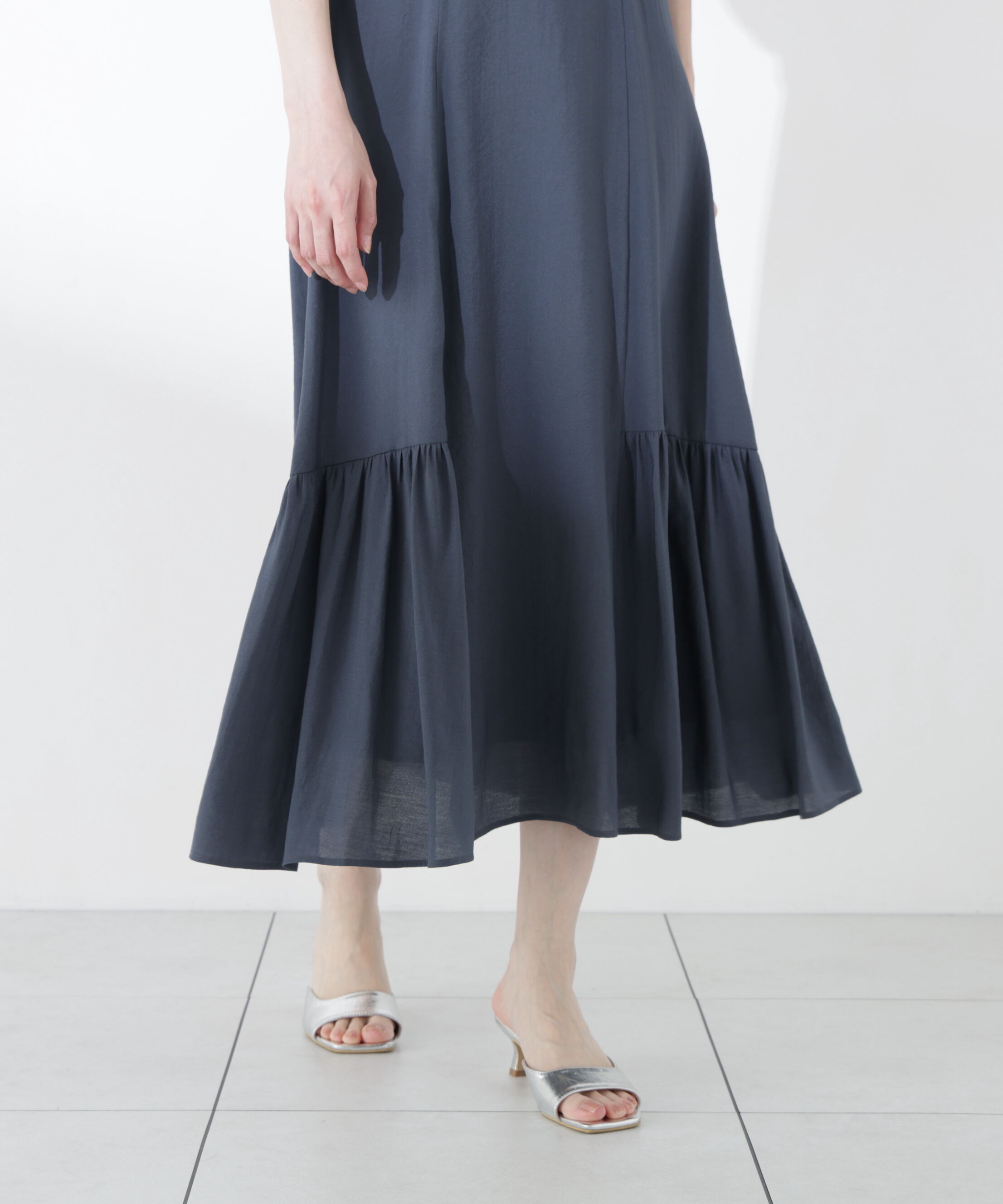 PROPORTION BODY DRESSING「フロントギャザーパフスリーブワンピース26SS」|ワンピース|
