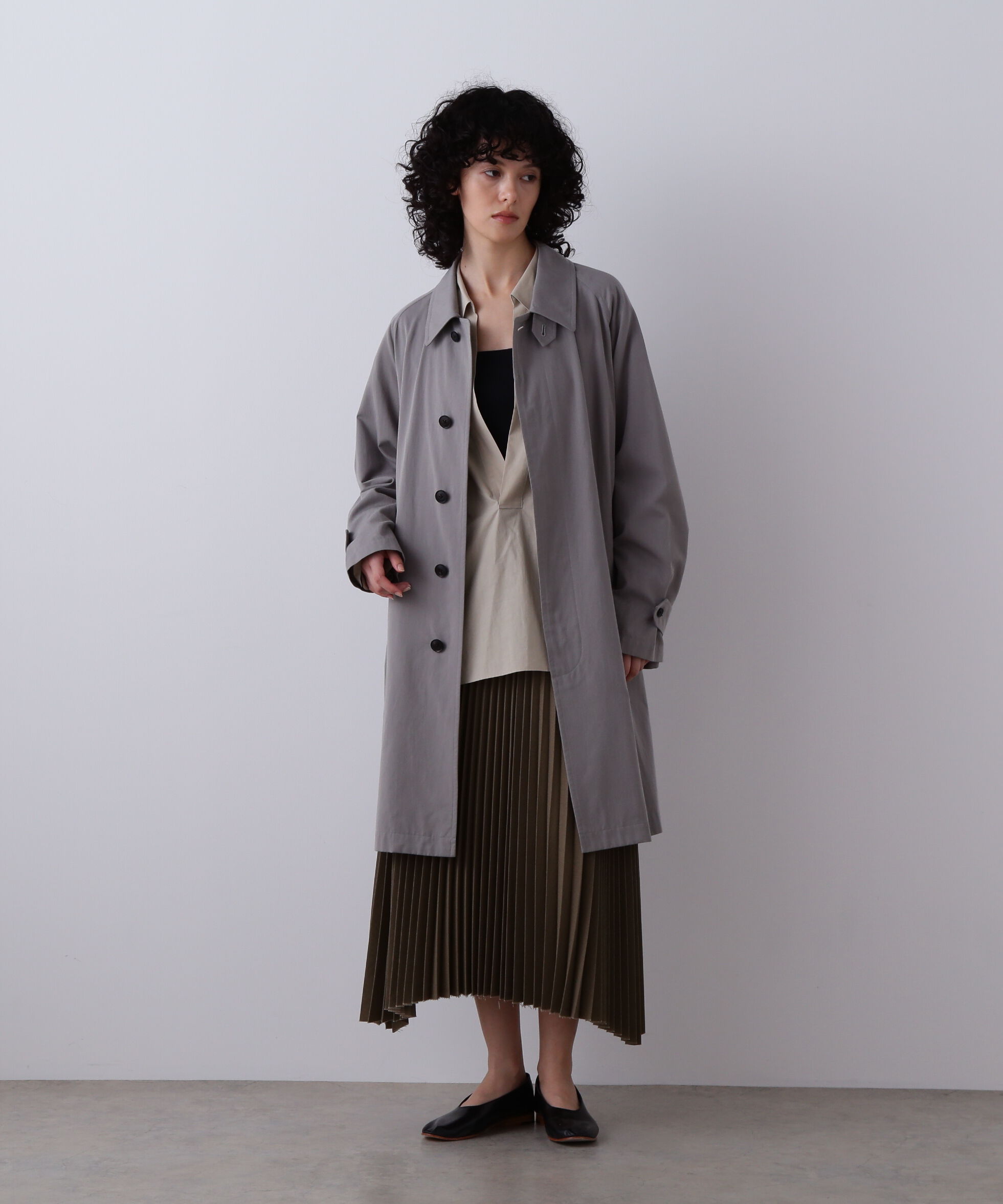 YLEVE 「YLEVE / VINTAGE PIGMENTDYE WOOL PLEATED SKIRT」|スカート|