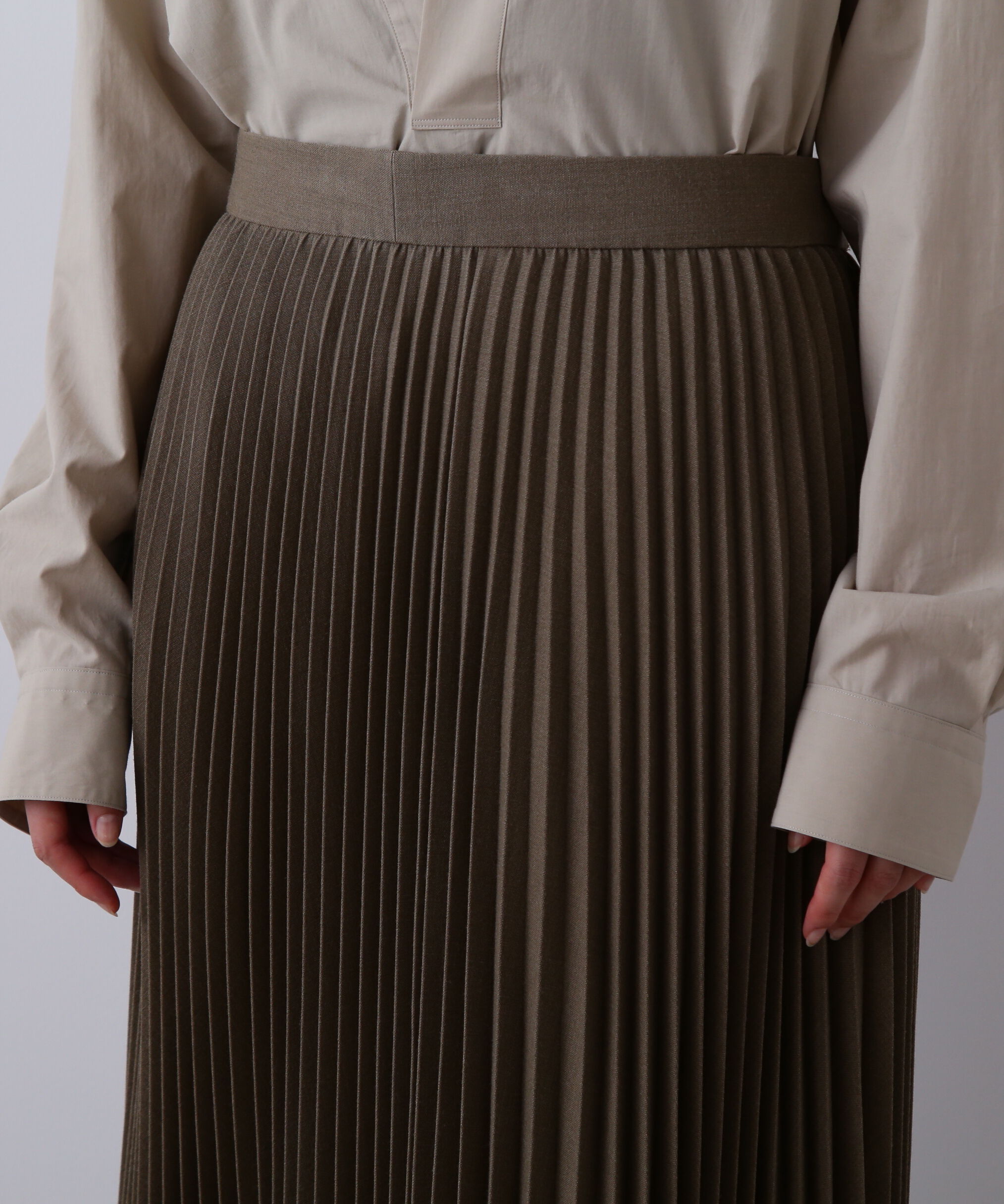 YLEVE 「YLEVE / VINTAGE PIGMENTDYE WOOL PLEATED SKIRT」|スカート|