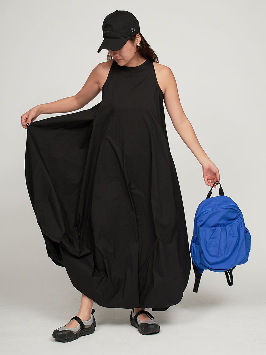 emmi atelier「【ONLINE限定カラー】eco 撥水ミニギャザーボディーバックパック」|リュック|