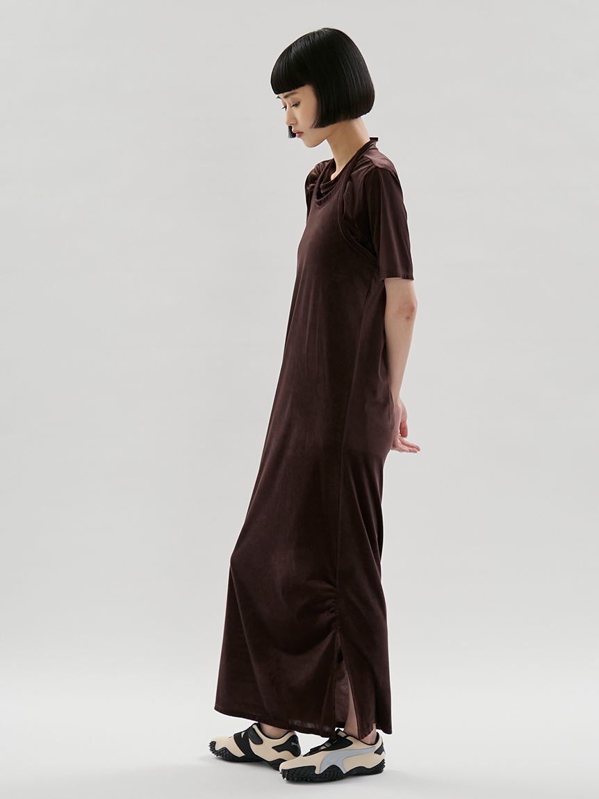 emmi atelier「ベロアTシャツ&times;ホルターネックワンピースセット」|ワンピース|