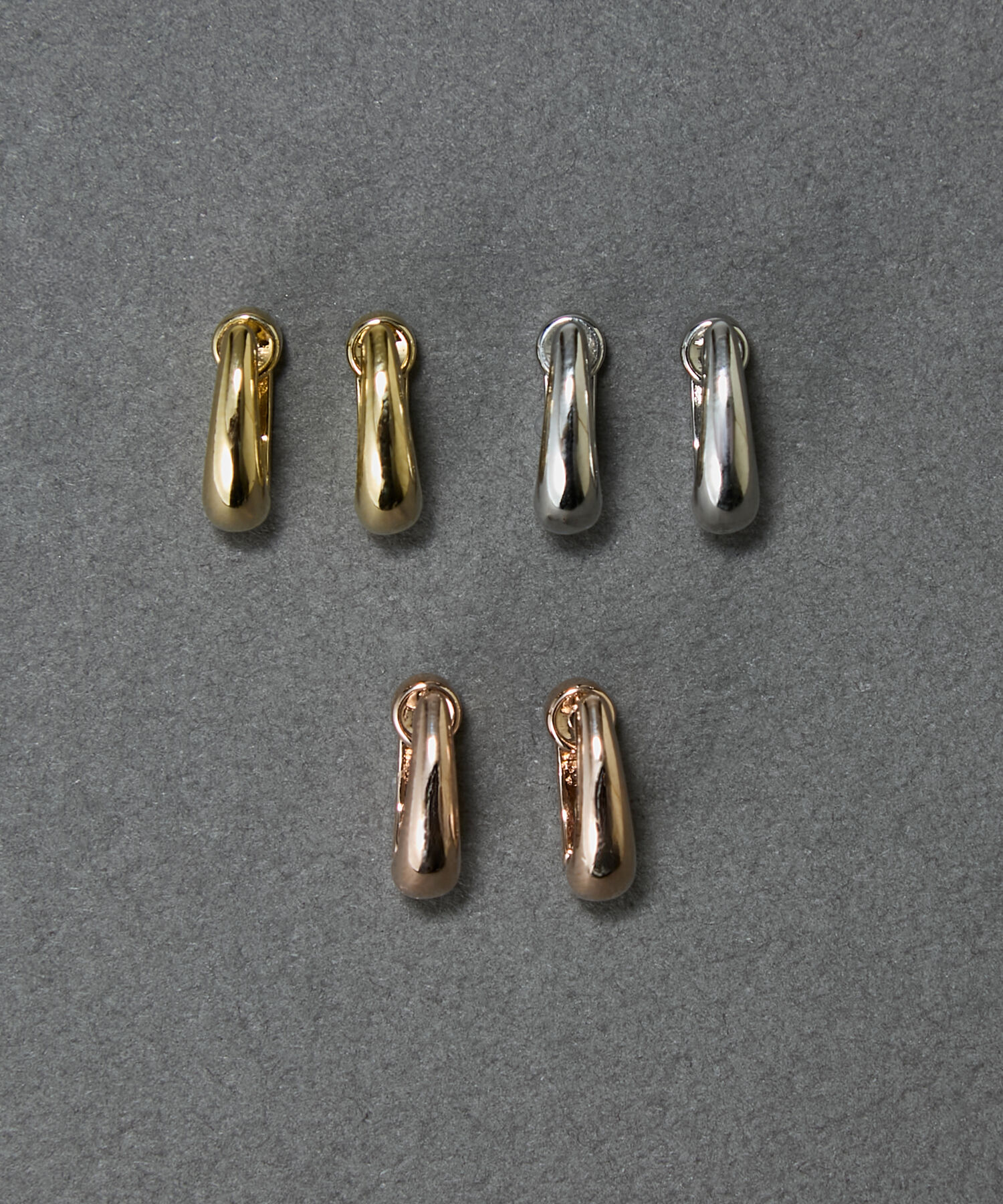 Phoebe「【金属アレルギー対応】スキニードロップフープワンタッチピアス　シルバー/ニッケルフリー」|ピアス|