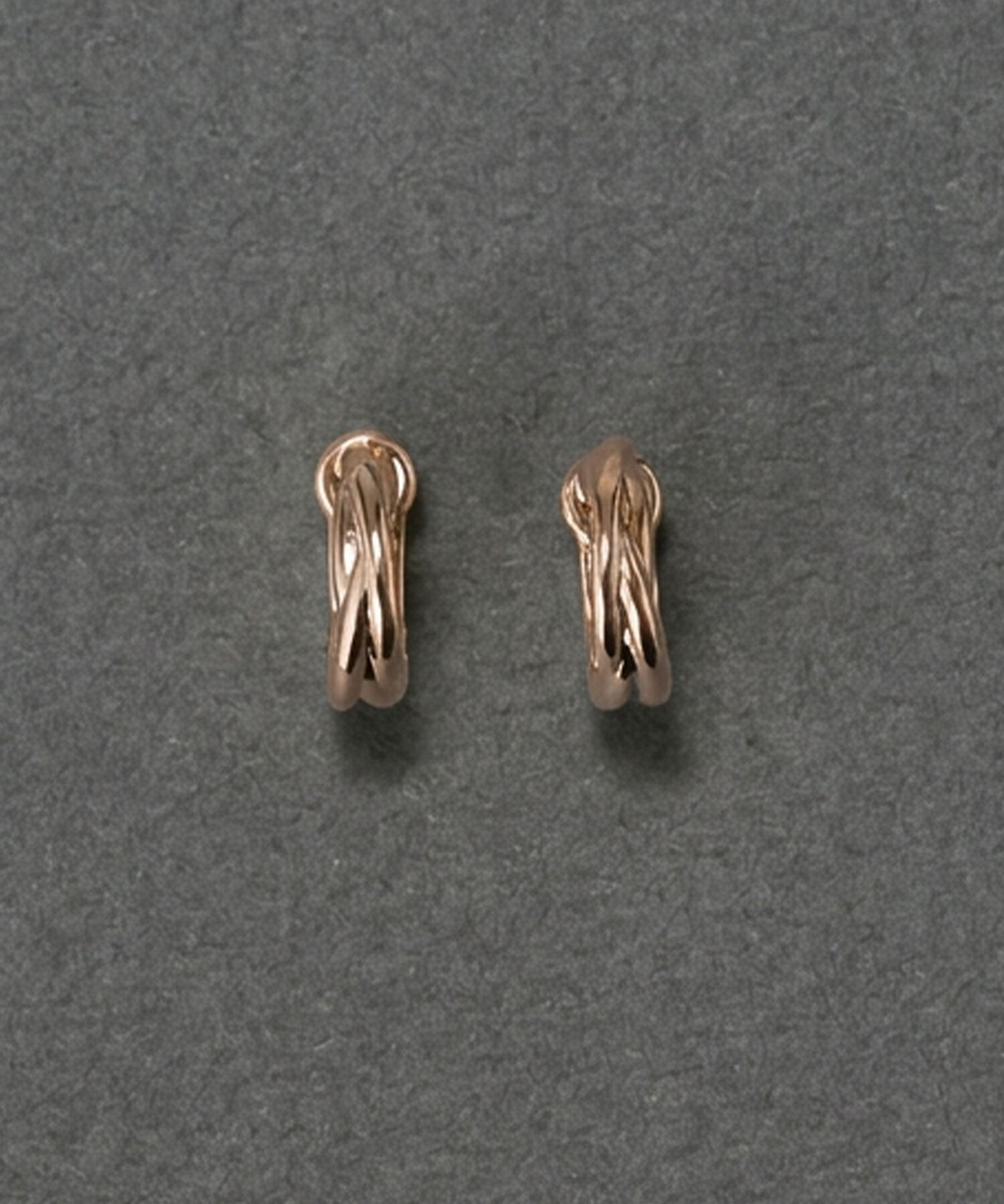 Phoebe「【金属アレルギー対応】ラインフープワンタッチピアス　シャンパンゴールド/ニッケルフリー」|ピアス|