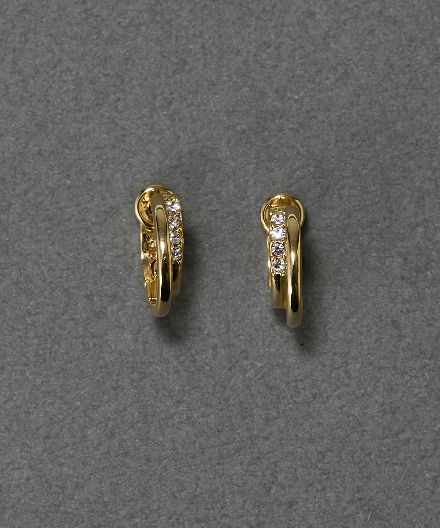 Phoebe「【金属アレルギー対応】ポイントビジューワンタッチピアス　ゴールド/ニッケルフリー」|ピアス|