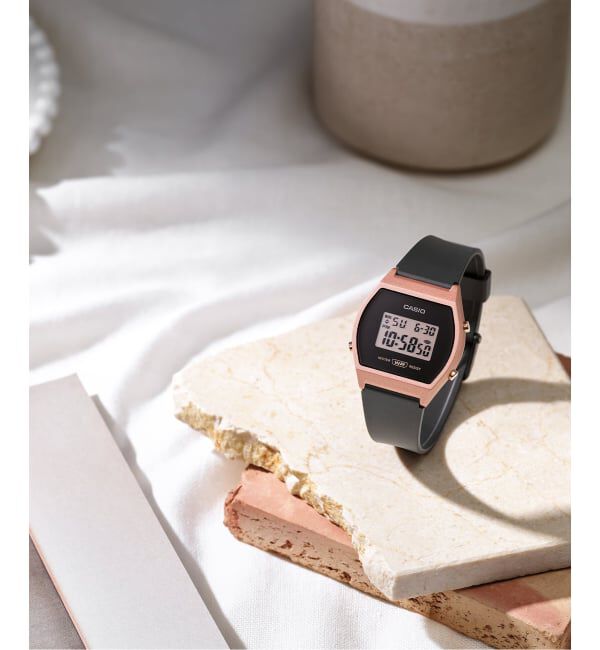 HIROB「Web限定 CASIO LW-204-1AJF Pink & Black」|腕時計|