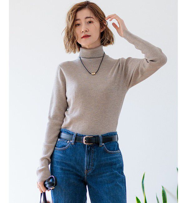 23区「【Oggi1月号/CLASSY.11月号掲載】ウーステッドウール リブタートルネック ニット」|ニット・セーター|ベージュ系