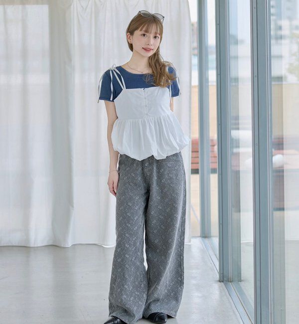  「【下半身痩せ/2サイズ展開】ワイドフラワーエンブロイダリーデニム」|デニム|