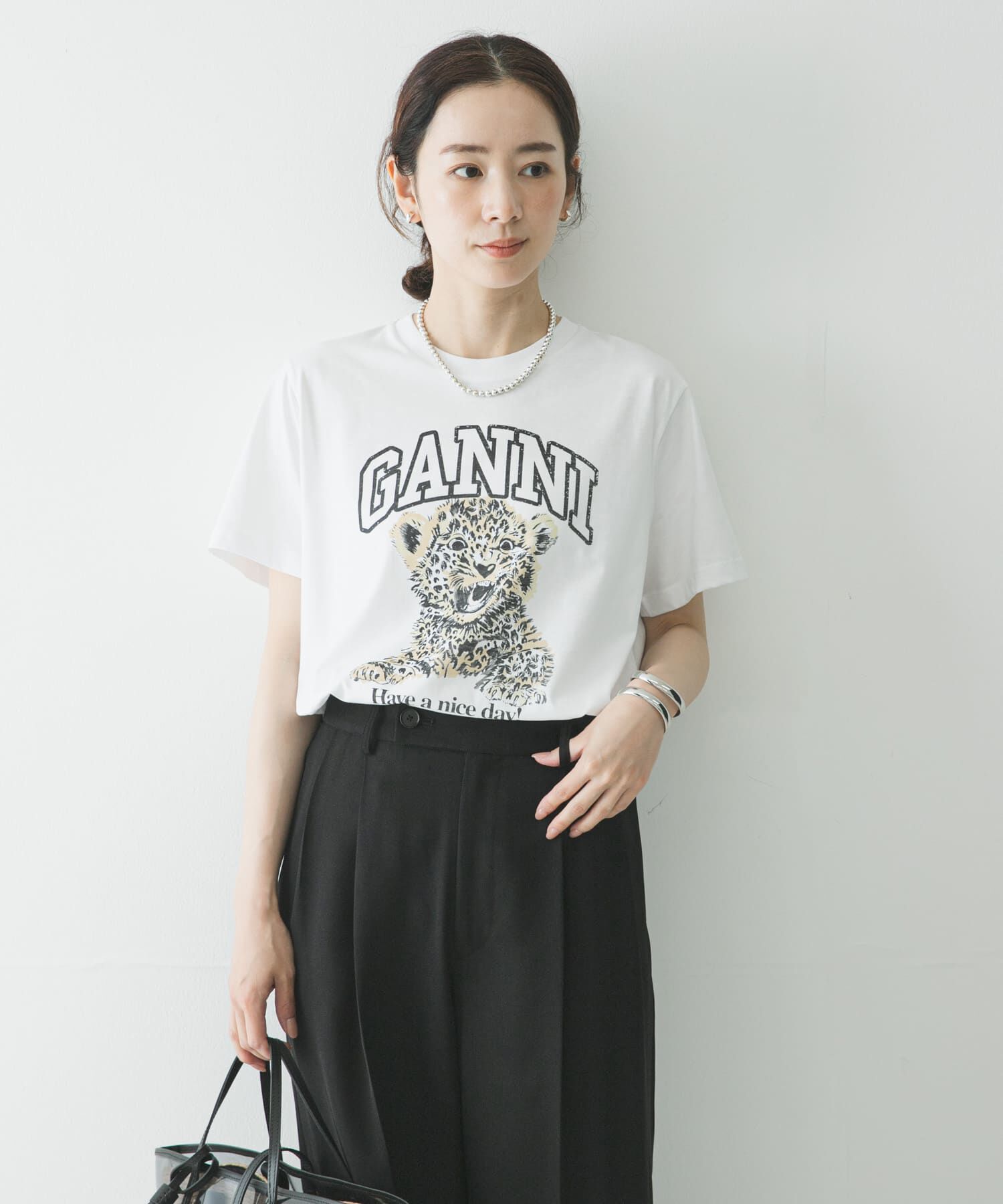 URBAN RESEARCH「GANNI　LEOPARD RELAXED T-SHIRTS」|Tシャツ・カットソー|