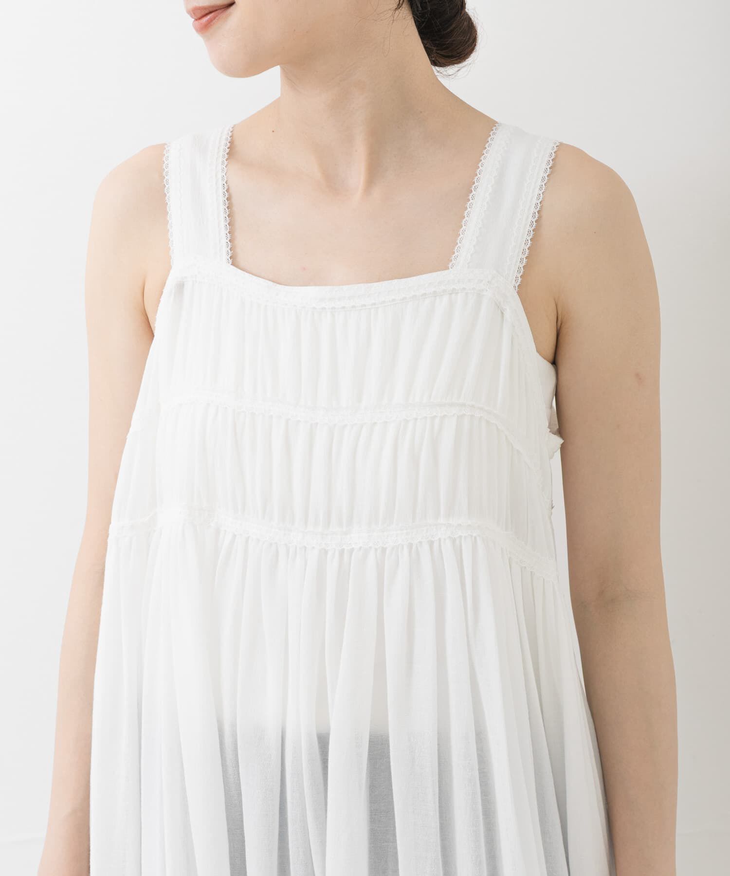 URBAN RESEARCH「Picchi Nia　VEIL WHITE」|ワンピース|