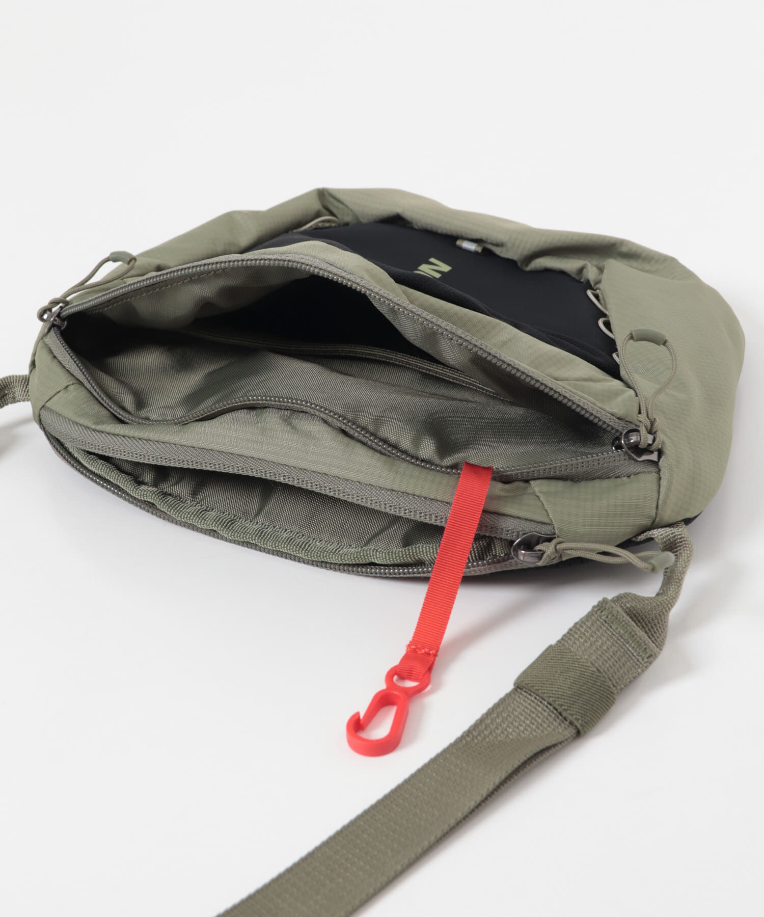 URBAN RESEARCH DOORS「SALOMON　ACS WAIST PACK LARGE」|ポーチ|