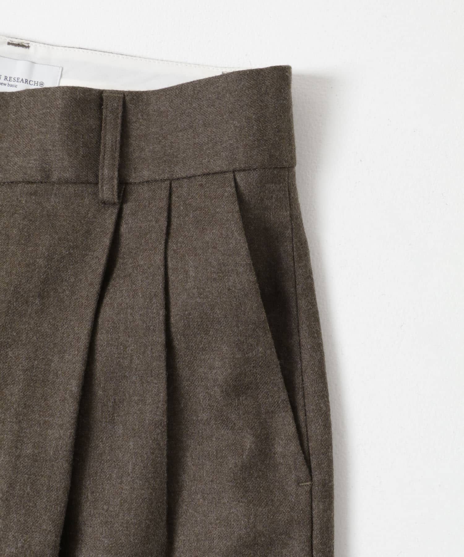 URBAN RESEARCH「new basic　SAXONY HIGH WAIST PANTS」|その他|