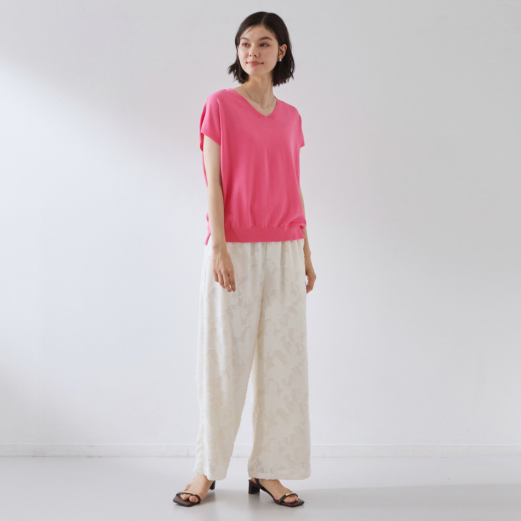 THE SHOP TK「【さらっとタッチ】風通しのいい Vネックサマーニット」|ニット・セーター|