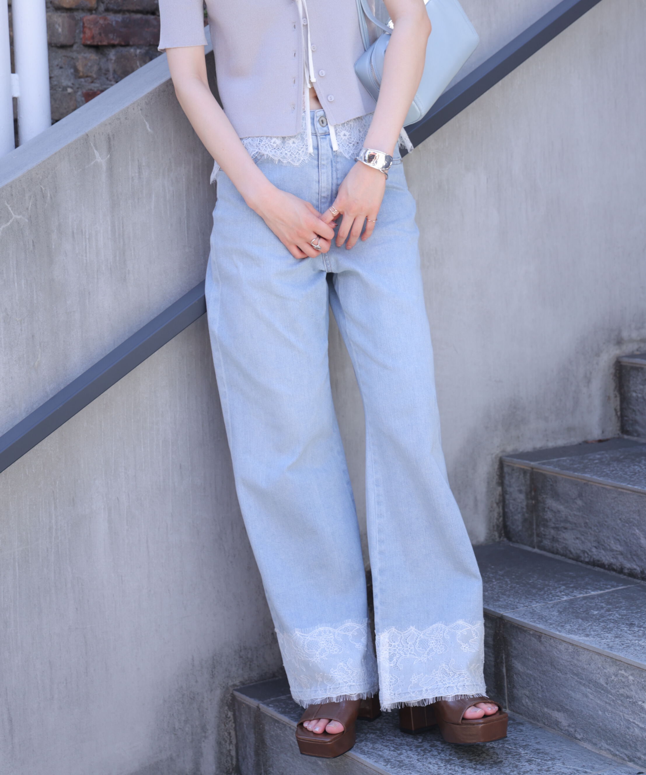  「[低身長サイズ/Sシリーズ]ベーシックワイド裾レースデニムパンツ」|その他|