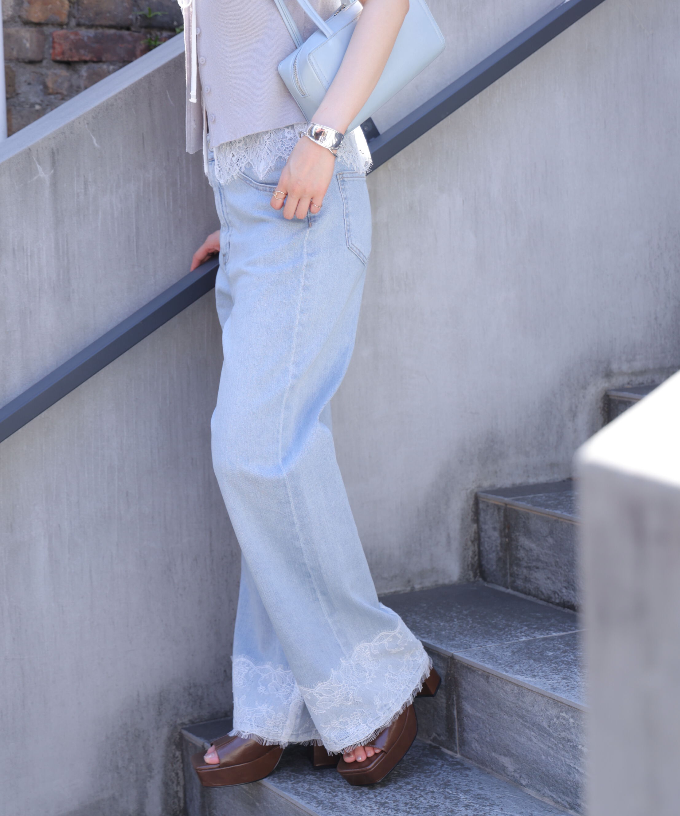  「[低身長サイズ/Sシリーズ]ベーシックワイド裾レースデニムパンツ」|その他|