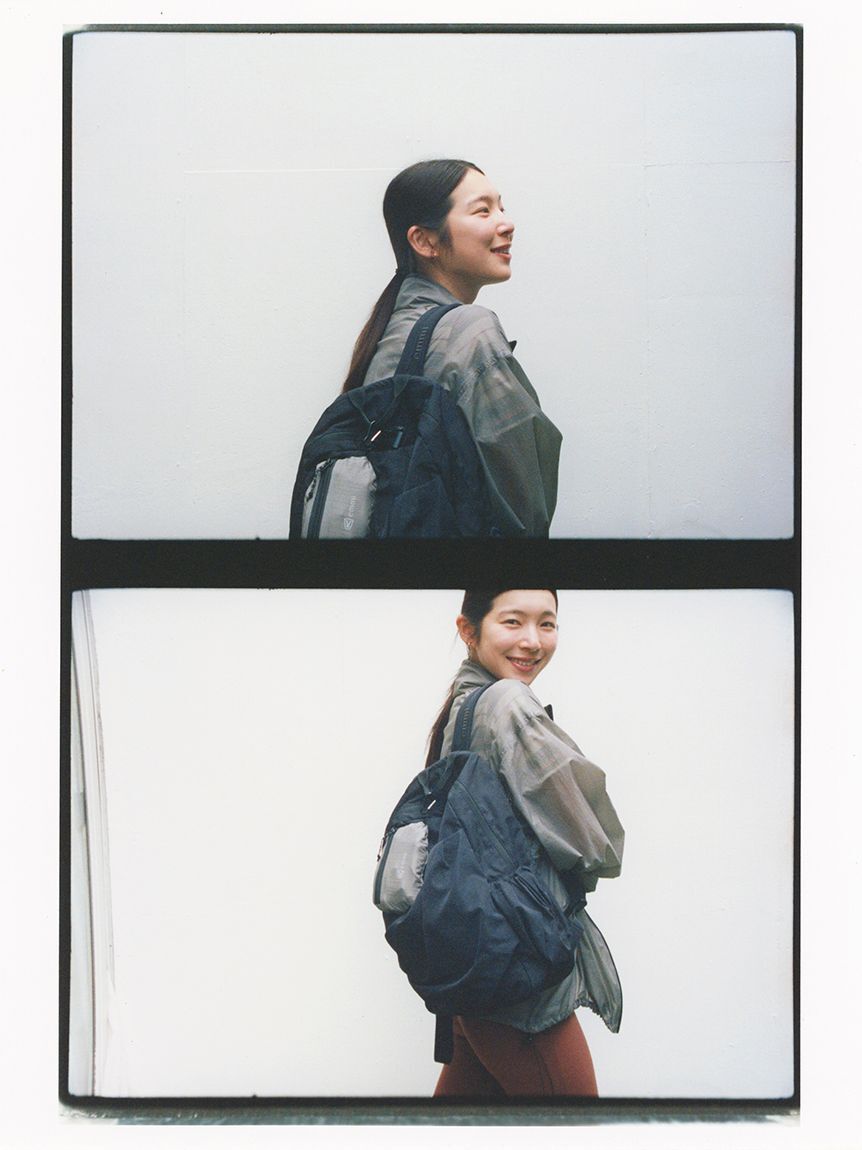 emmi atelier「【ONLINE限定カラー】eco 撥水ギャザーボディーバックパック」|リュック|