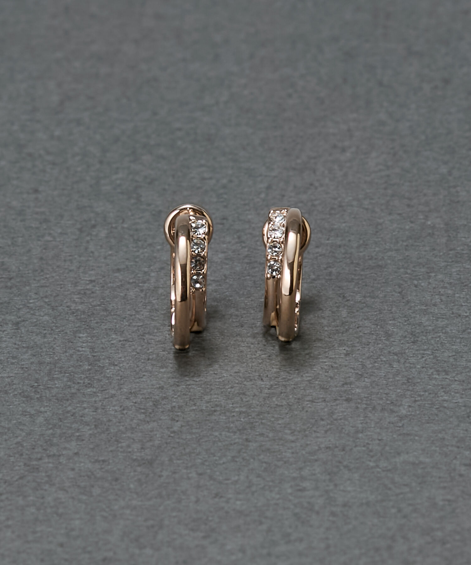 Phoebe「【金属アレルギー対応】ポイントビジューワンタッチピアス　シャンパンゴールド/ニッケルフリー」|ピアス|