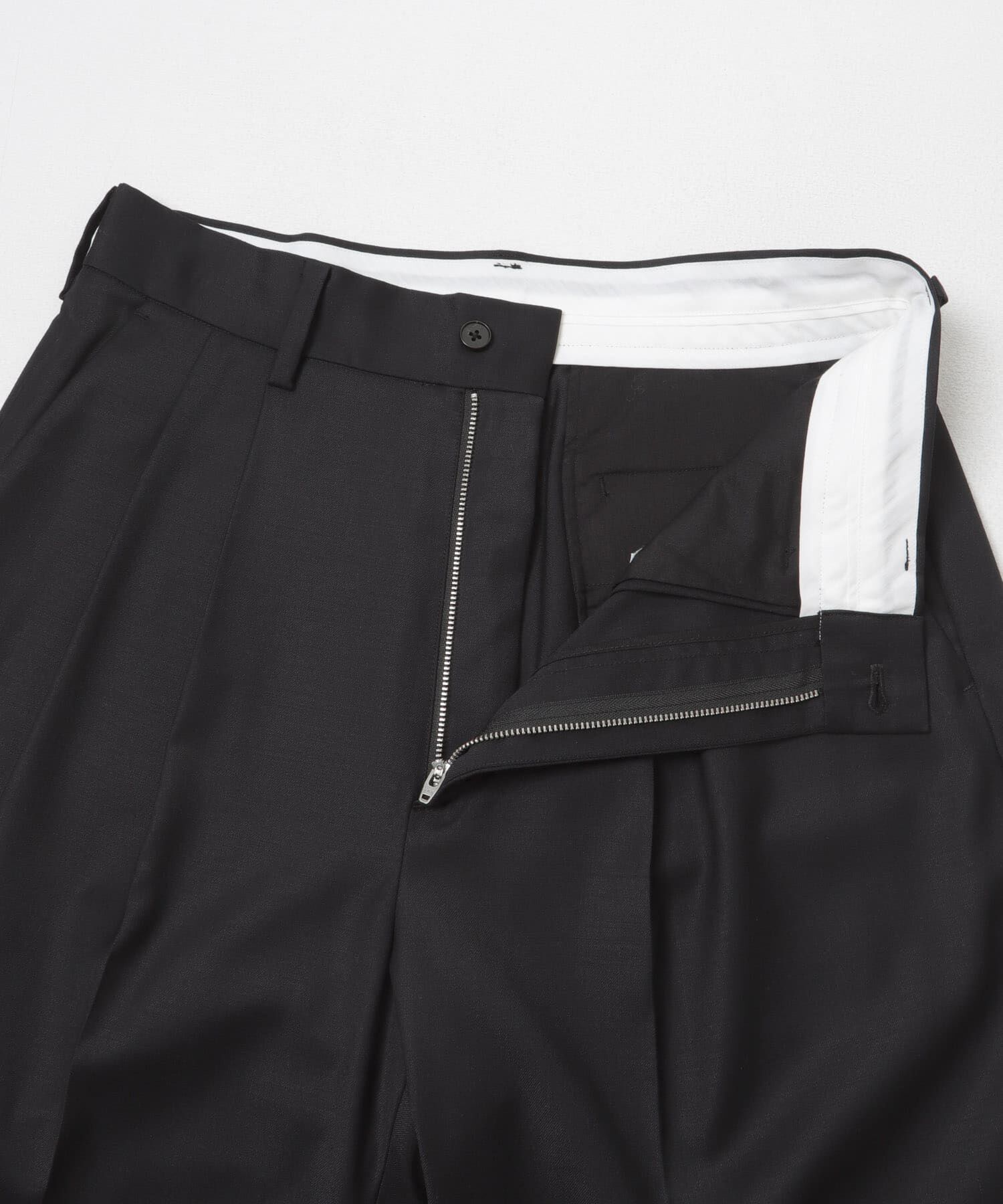 URBAN RESEARCH「new basic　WOOL SILK WIDE SLACKS」|その他|