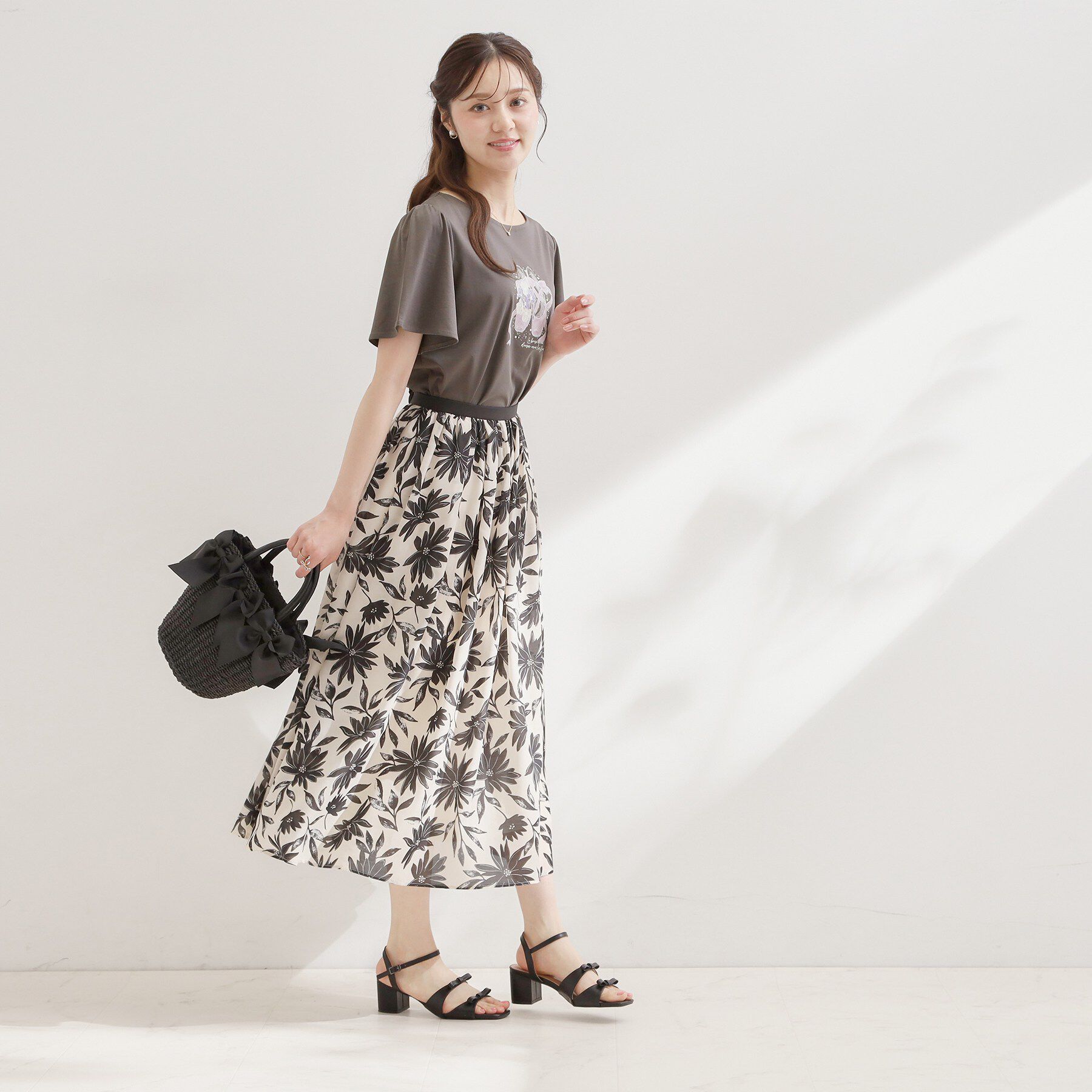 Couture broach「【接触冷感・UVカット・洗える】トゥシューズプリントTシャツ」|Tシャツ・カットソー|
