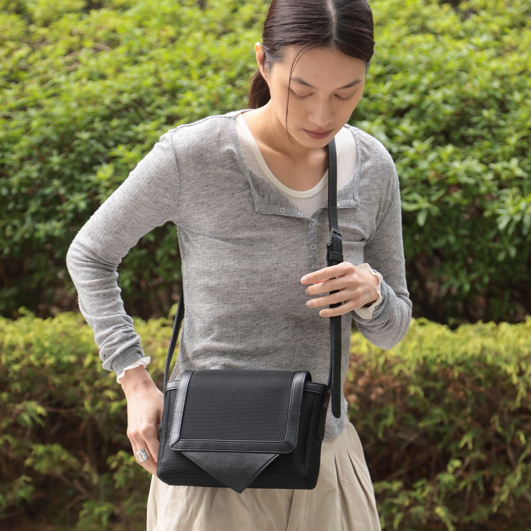 HIROKO HAYASHI「TRIS（トリス）ショルダーバッグS」|ショルダー・メッセンジャー|