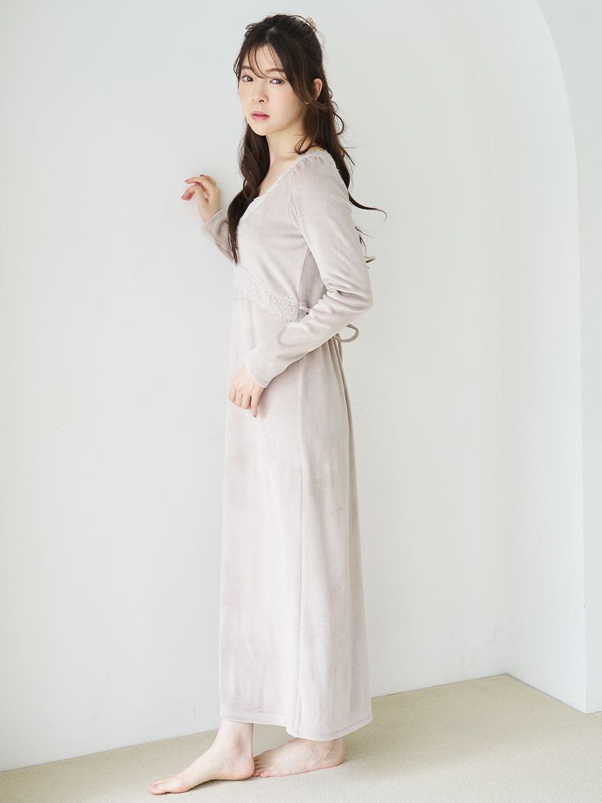 SNIDEL HOME「【イフミック(R)】シルキーフリースカップインワンピース」|ルームウェア|