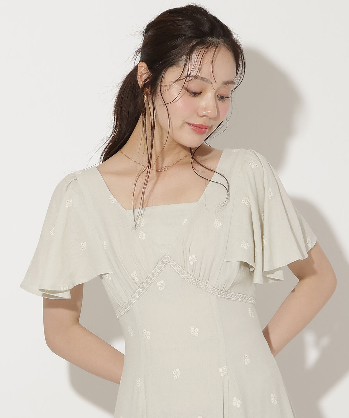 WILLSELECTION「小花刺繍フレアスリーブワンピース」|ワンピース|