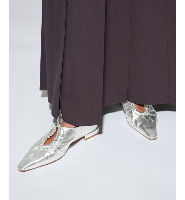 GRISE「《予約/WEB+一部店舗限定》GRISEレザーギャザーカットアウトフラット」|その他|