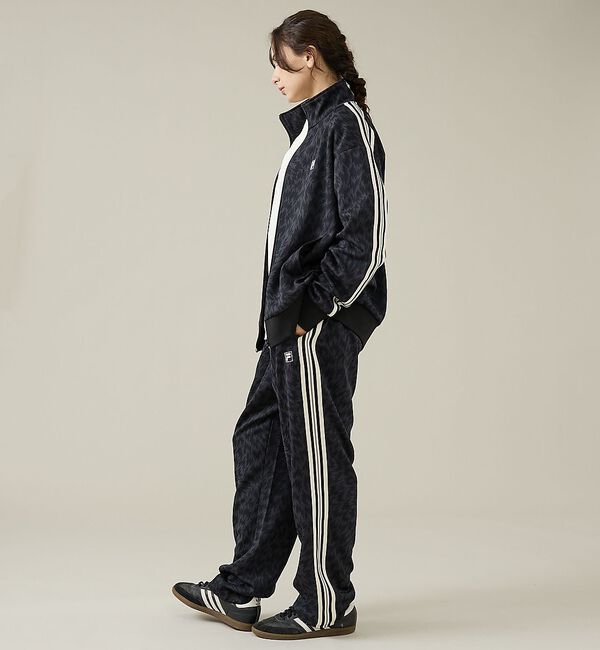 ABAHOUSE「【ELEY KISHIMOTO&times;FILA】イーリーキシモト&times;フィラ トラックトッ」|ブルゾン・スタジャン|