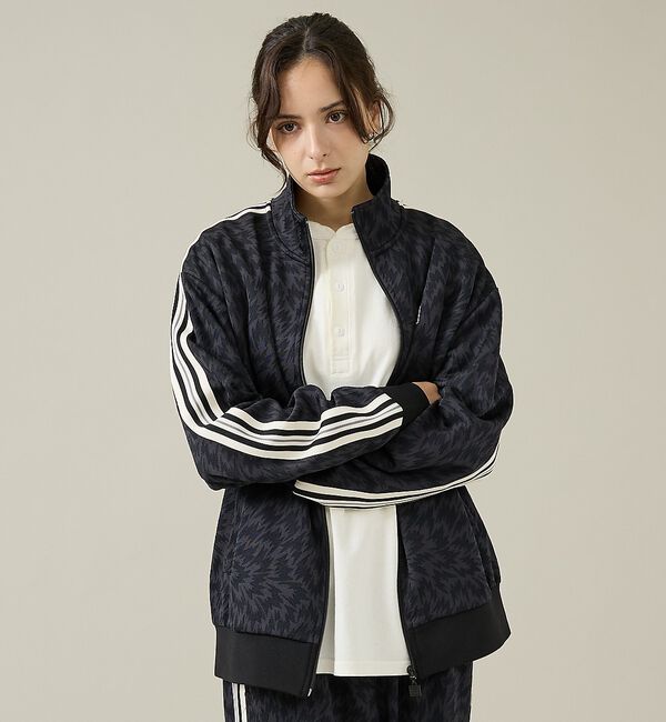 ABAHOUSE「【ELEY KISHIMOTO&times;FILA】イーリーキシモト&times;フィラ トラックトッ」|ブルゾン・スタジャン|