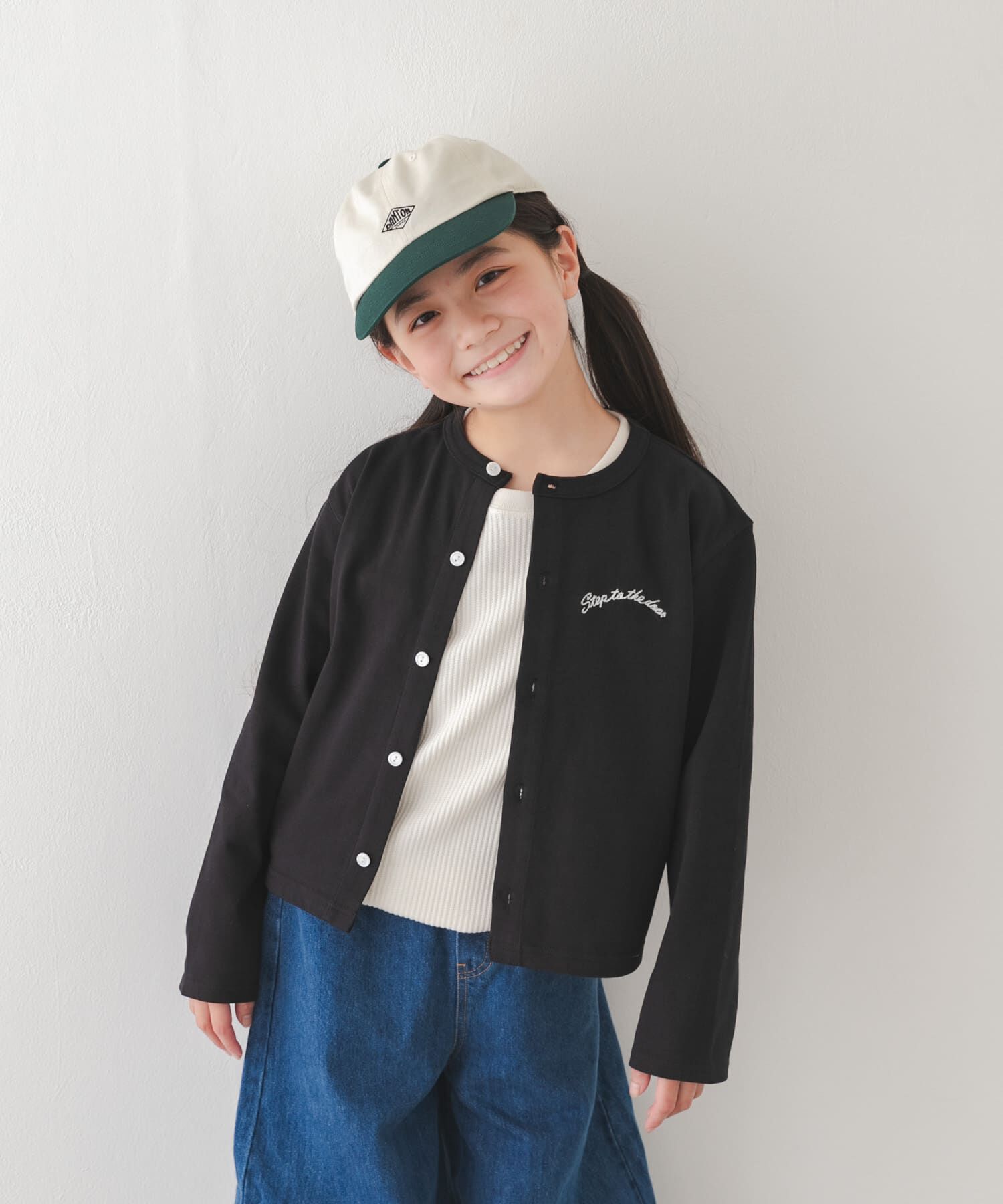 URBAN RESEARCH DOORS「『150サイズあり』クルーネック1pt刺繍カーディガン(KIDS)」|その他|ブラック