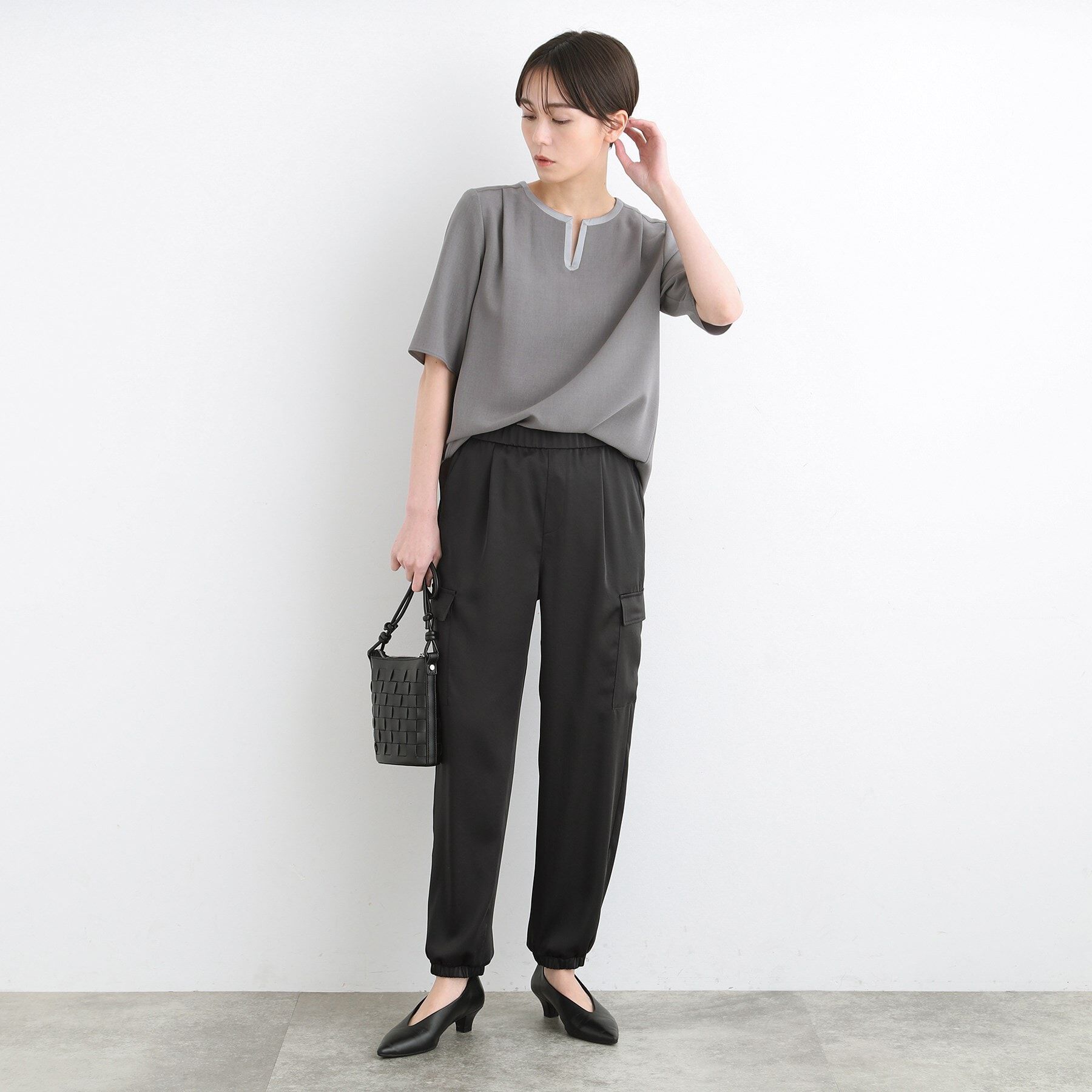 INDIVI「【洗える／UVケア／SETUP可能】ウール調キーネックブラウス」|シャツ・ブラウス|