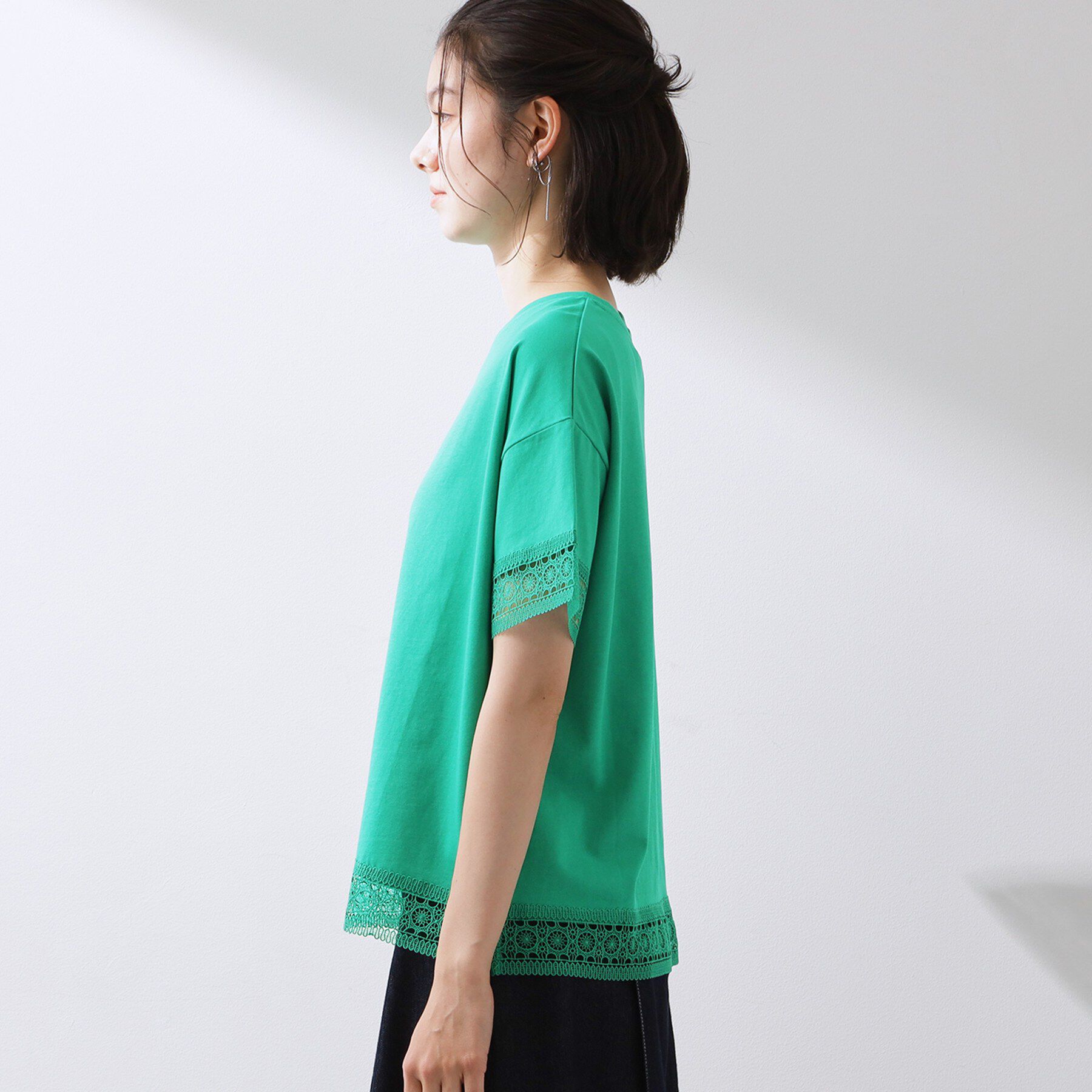 THE SHOP TK「【インせず着られる】モチーフレース切替Tシャツ」|Tシャツ・カットソー|