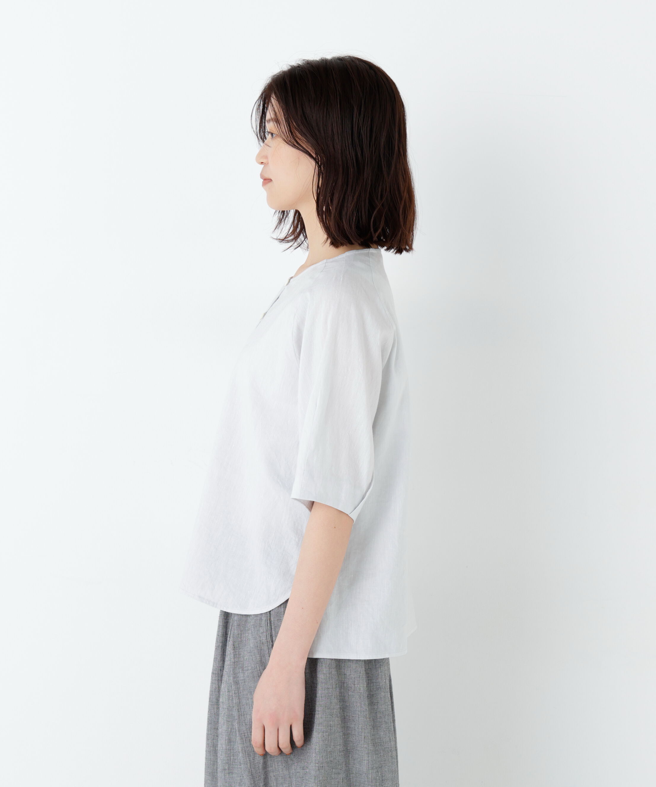  「《洗える》リネンコットンシャンブレー タックスリーブブラウス」|シャツ・ブラウス|