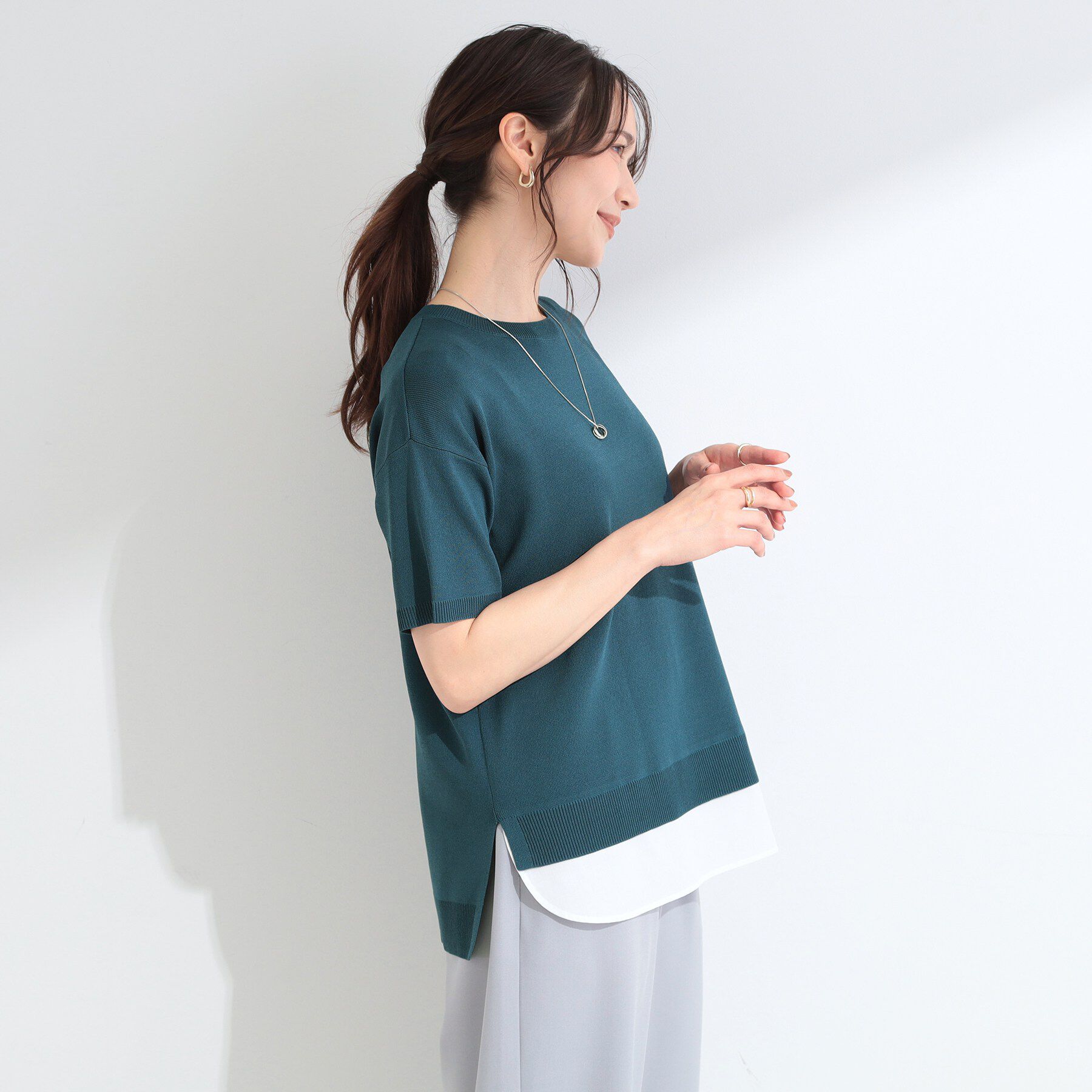 SHOO･LA･RUE「【ひんやり/UV/洗濯機可/S-LL】毛玉になりにくい シャツレイヤード風でこなれ見え 半袖ニット」|ニット・セーター|