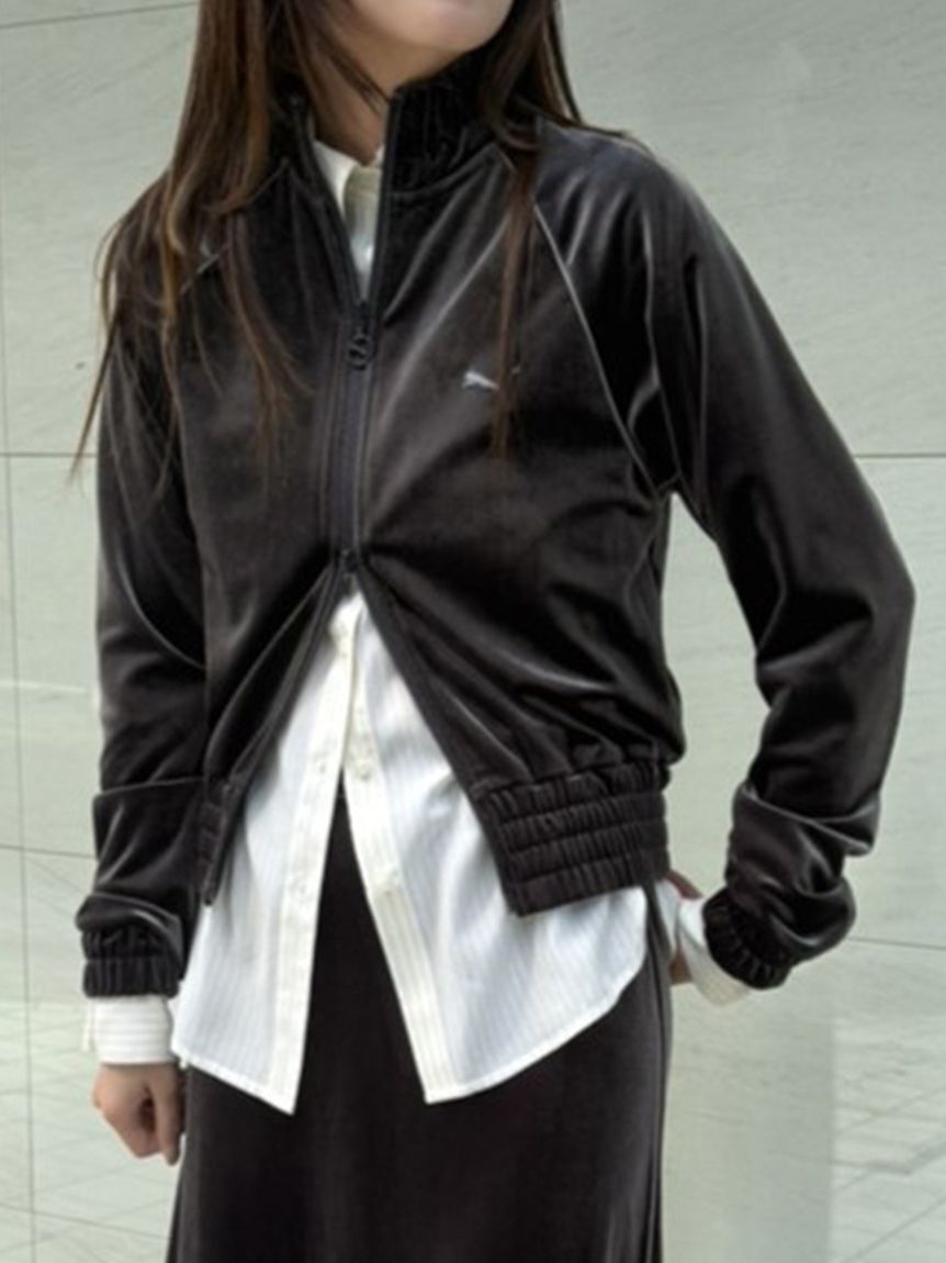 PUMA「【emmi&times;PUMA】VELOR SHORT TRACK JK」|アウトドア|