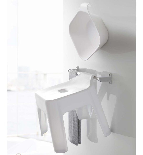 journal standard Furniture「《WEB限定予約》【tower/タワー】引っ掛け風呂イス」|トイレタリー・ランドリーグッズ|