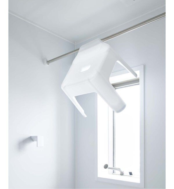 journal standard Furniture「《WEB限定予約》【tower/タワー】引っ掛け風呂イス」|トイレタリー・ランドリーグッズ|