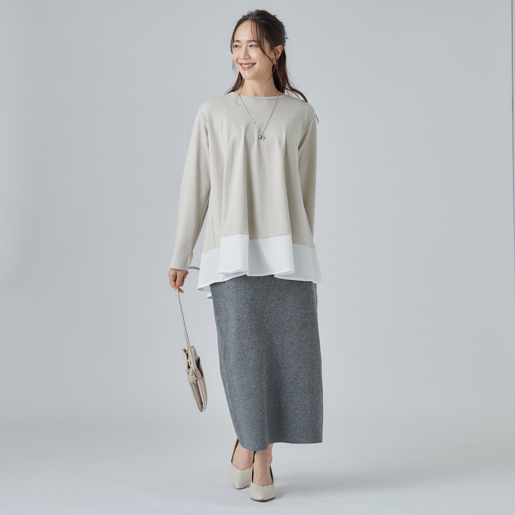 SHOO･LA･RUE「【S-LL/体型カバー】すっぽり隠れる 裾切り替えAライン長袖ゆるトップス」|Tシャツ・カットソー|