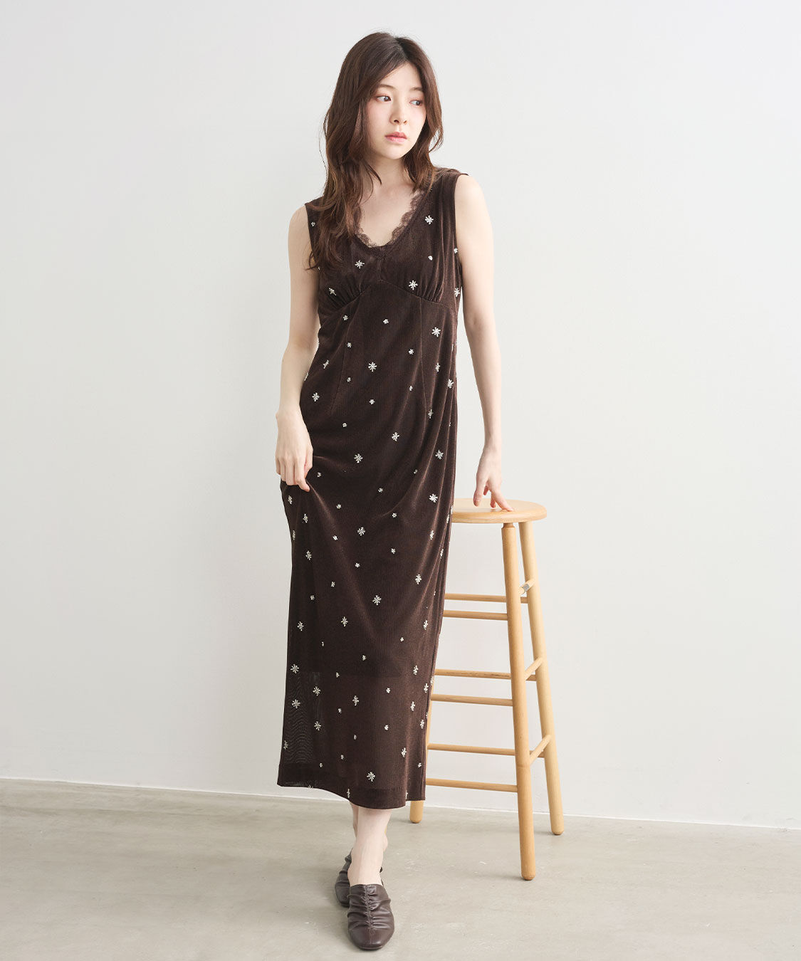 COCO DEAL「ビーズ刺繍Vネックシアーベロアワンピース」|ワンピース|