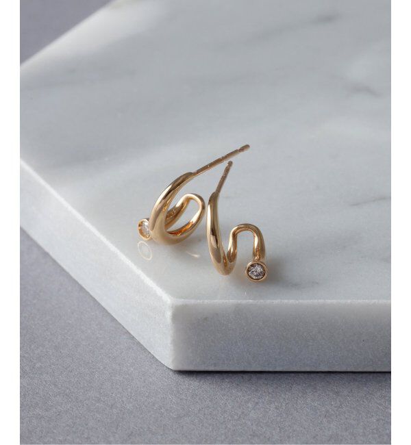 Lilas by Spick&Span「べゼルダイヤピアス K10（両耳）」|ピアス|