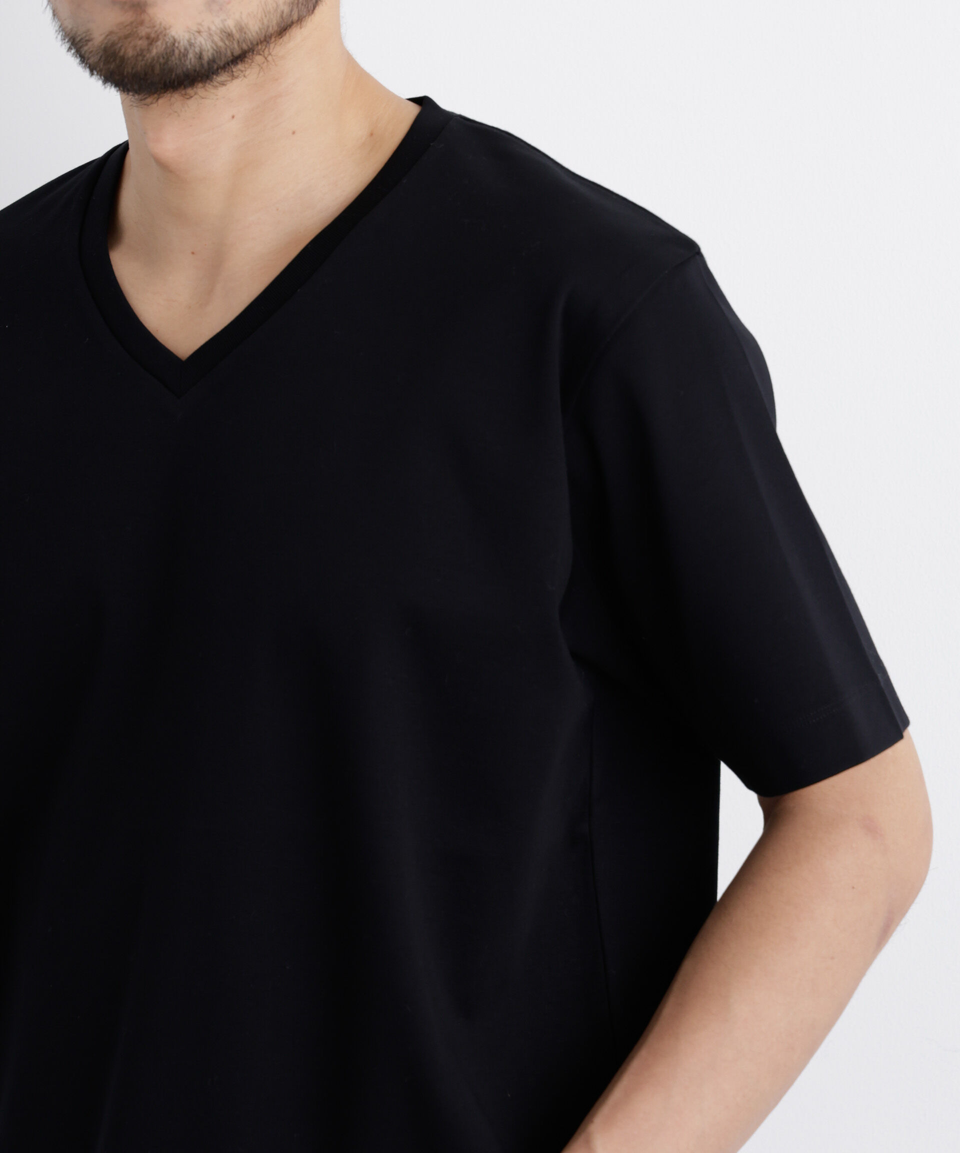 nano･universe「アンチスメル Vネック Tシャツ 半袖」|Tシャツ・カットソー|