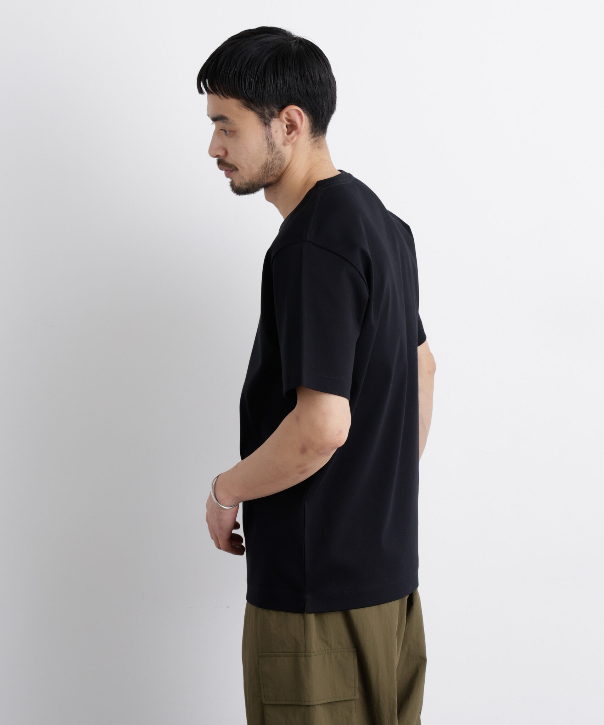 nano･universe「アンチスメル Vネック Tシャツ 半袖」|Tシャツ・カットソー|