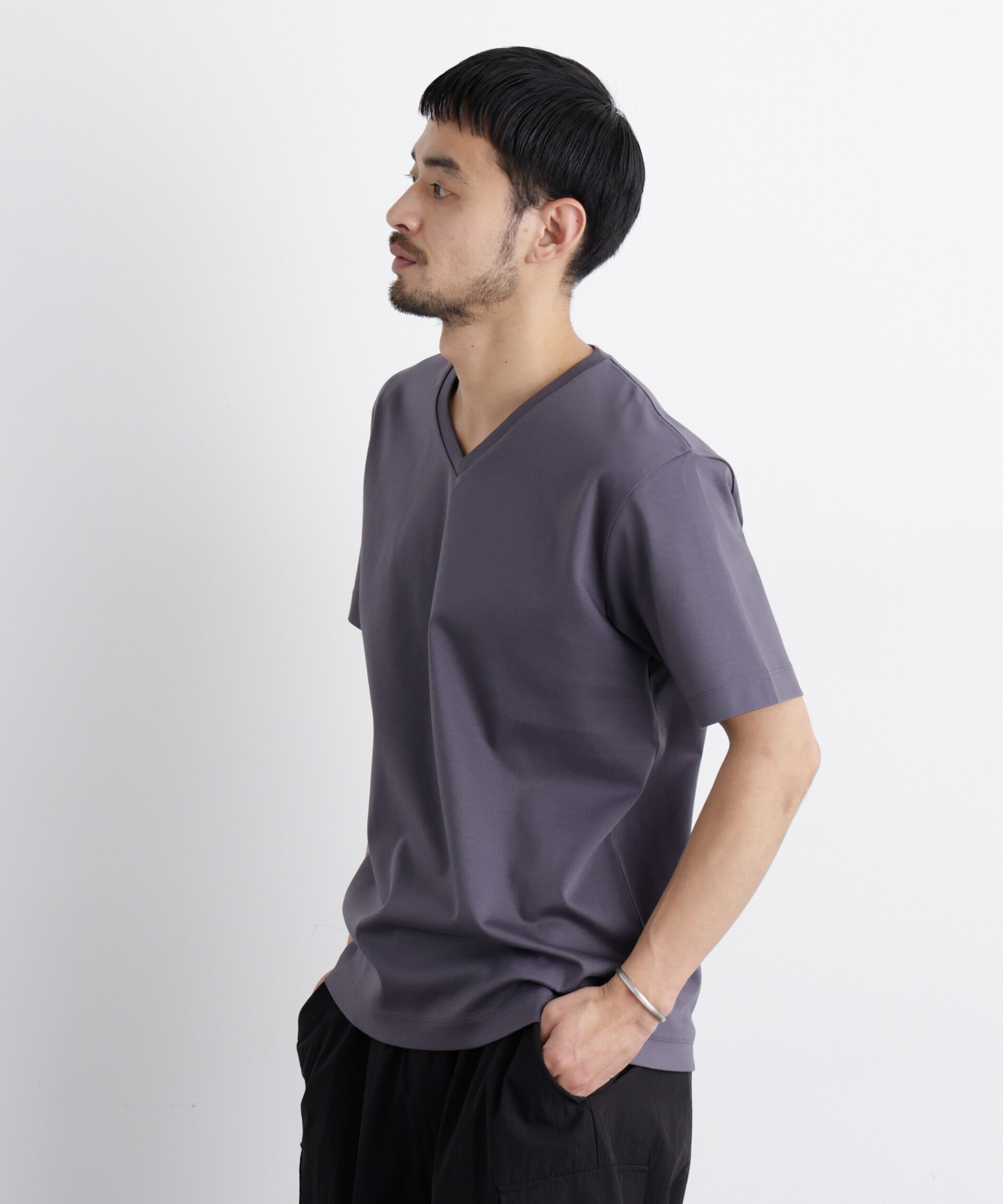 nano･universe「アンチスメル Vネック Tシャツ 半袖」|Tシャツ・カットソー|グレー