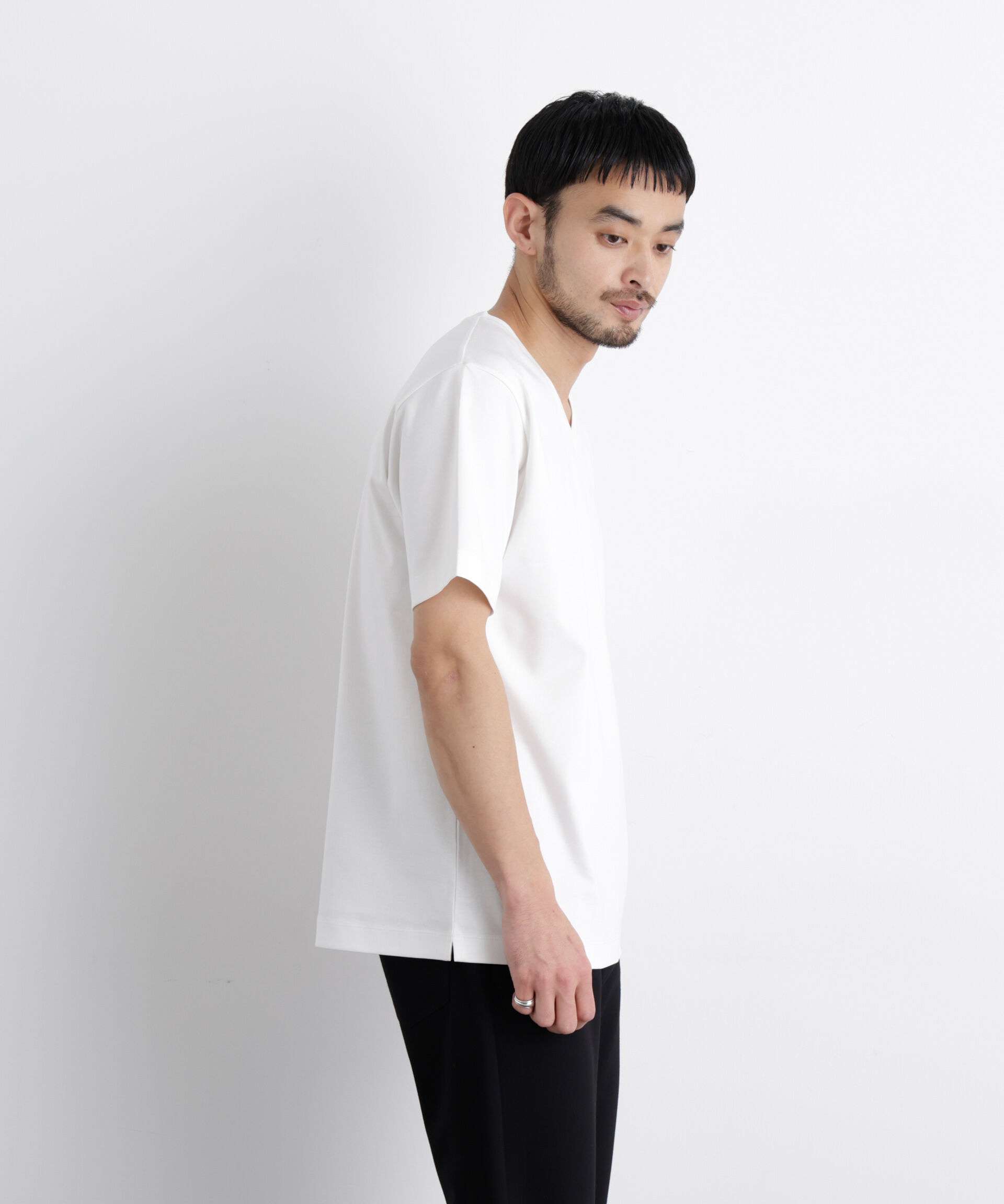 nano･universe「アンチスメル Vネック Tシャツ 半袖」|Tシャツ・カットソー|