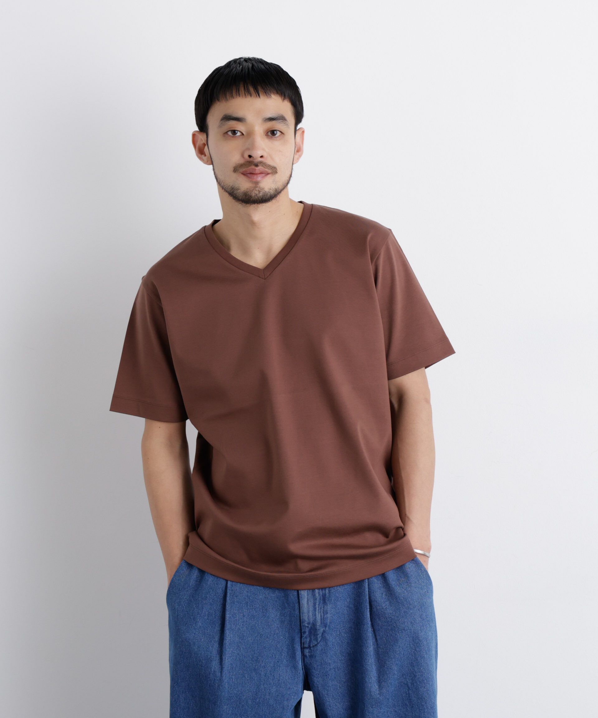 nano･universe「アンチスメル Vネック Tシャツ 半袖」|Tシャツ・カットソー|