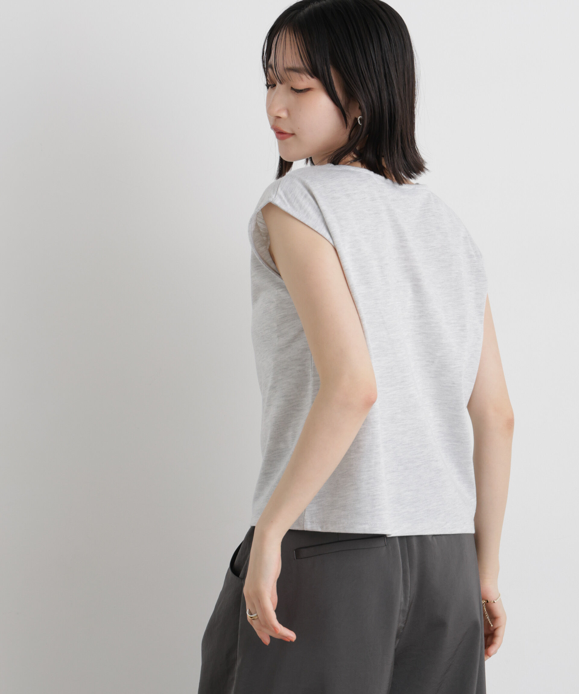 NANO universe「チュールギャザーブラウス&カットトップス アンサンブルセット」|Tシャツ・カットソー|
