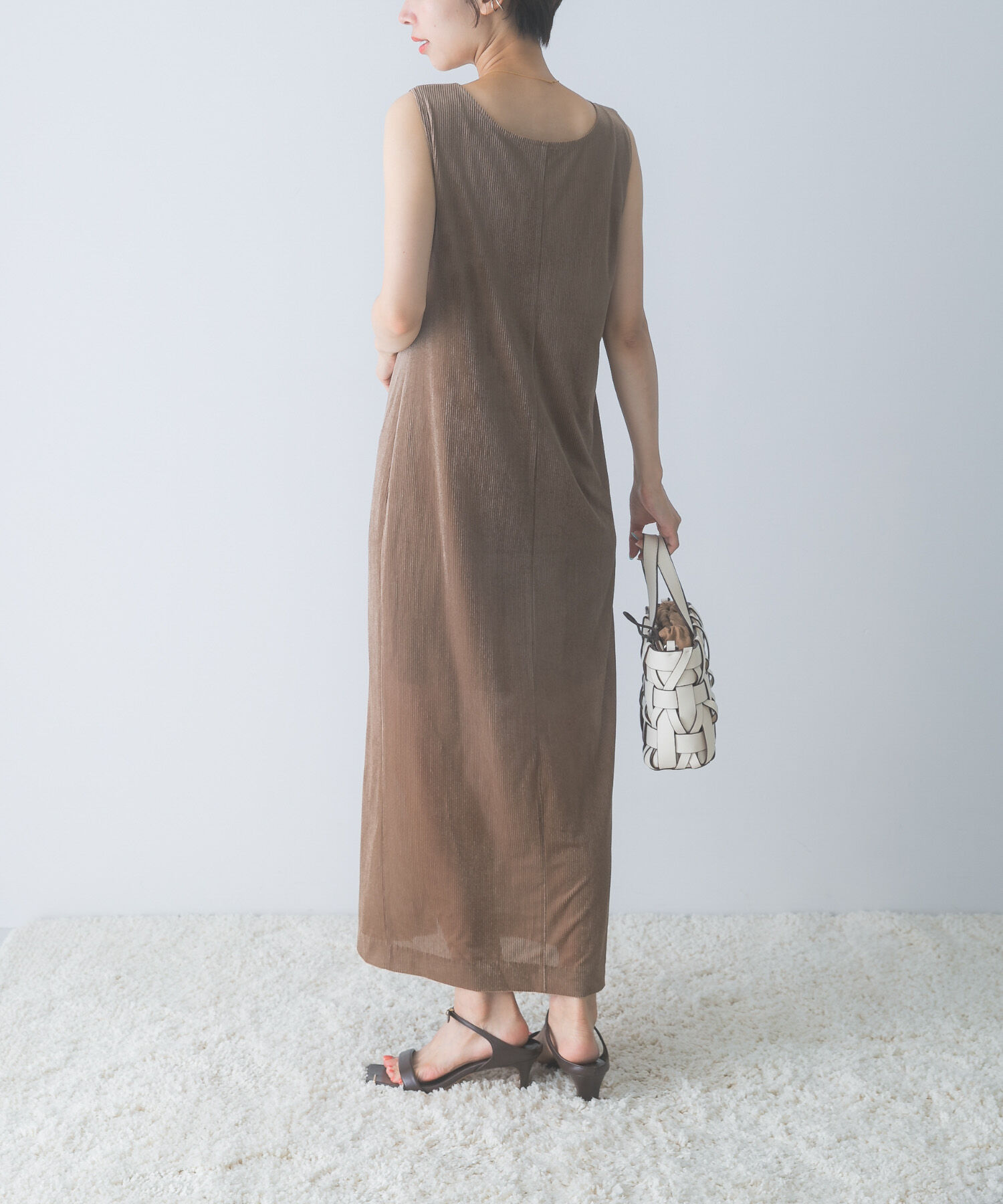 URBAN RESEARCH ROSSO「シアーベロアスクエアネックワンピース」|ワンピース|